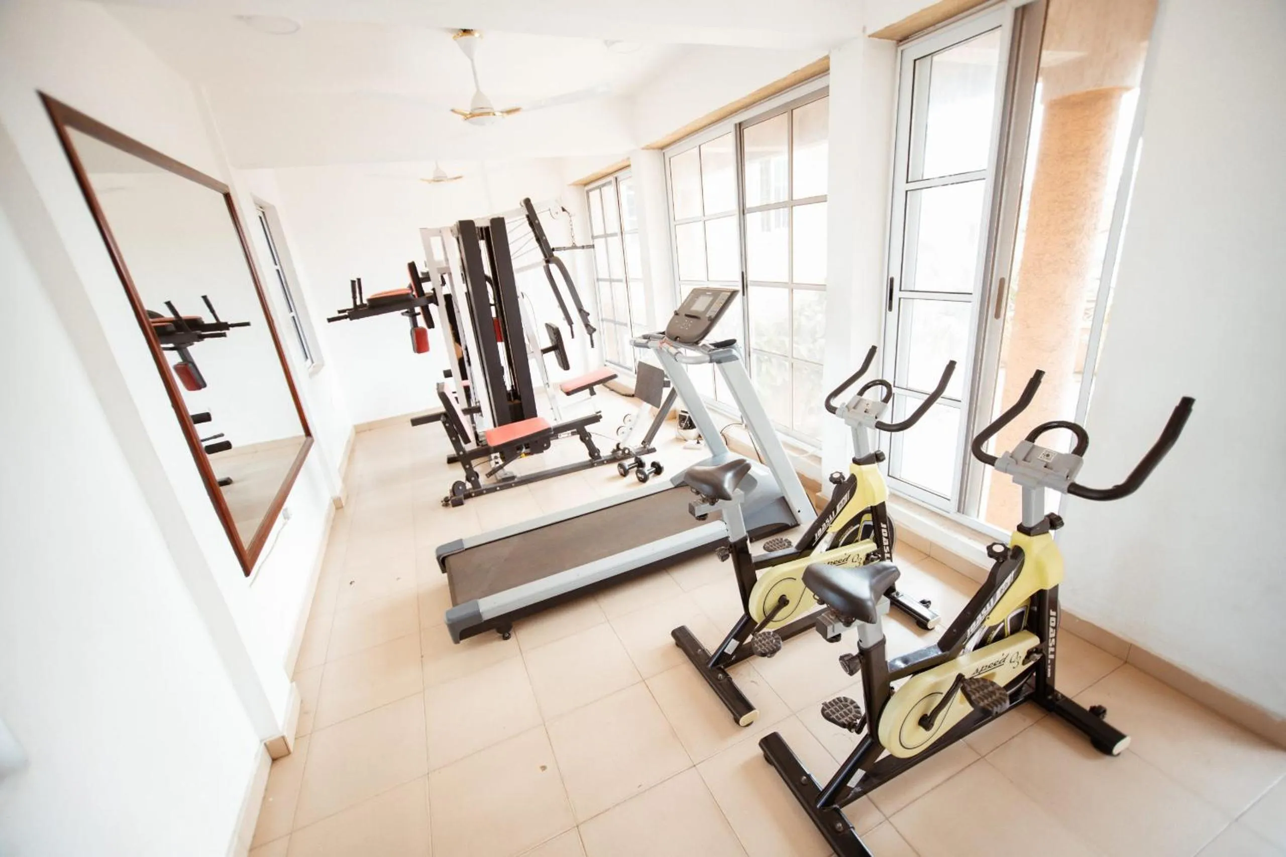 Fitness centre/facilities in PLUS 33 HOTEL