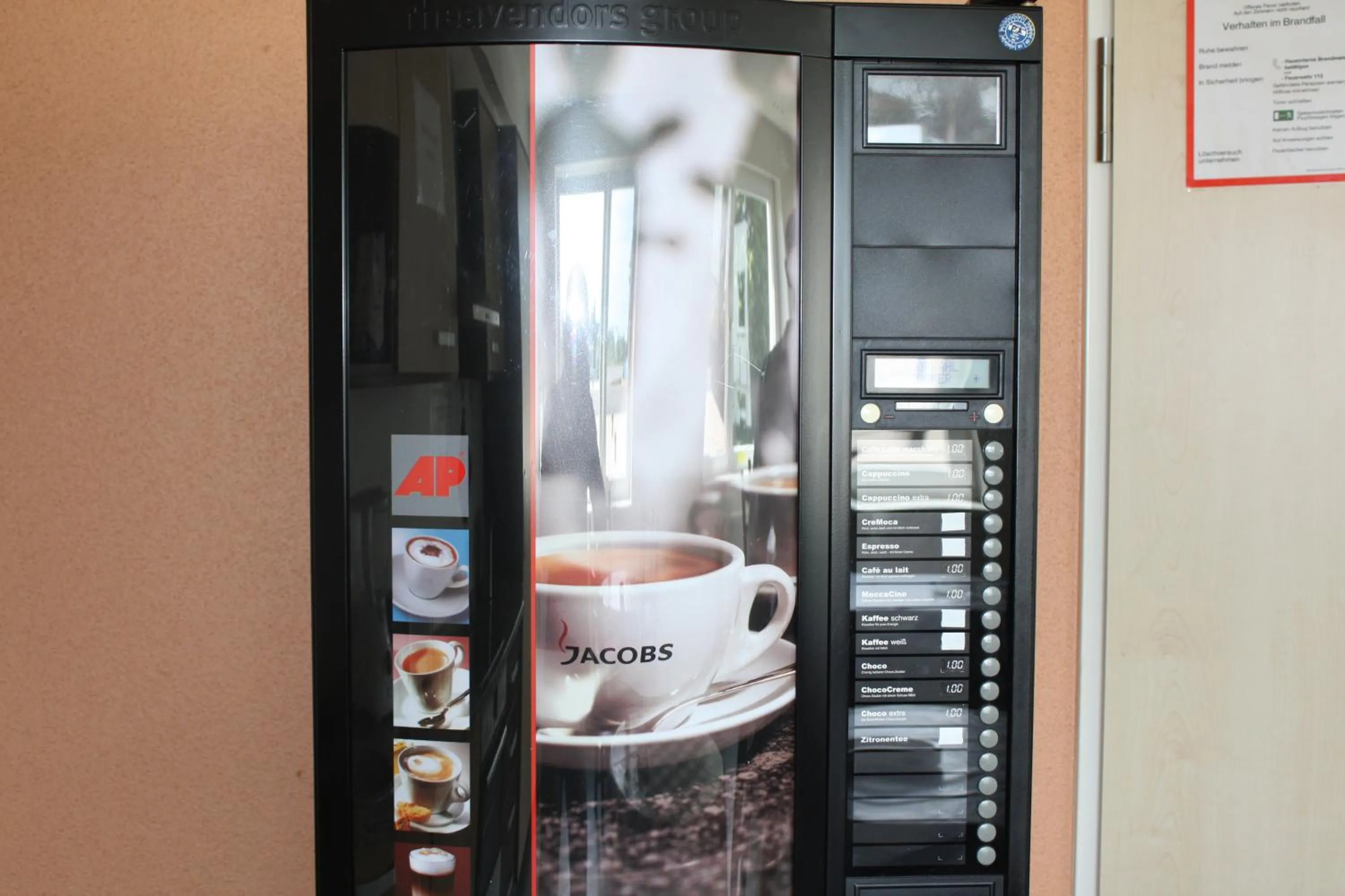 Communal kitchen in Hotel Grand Tour