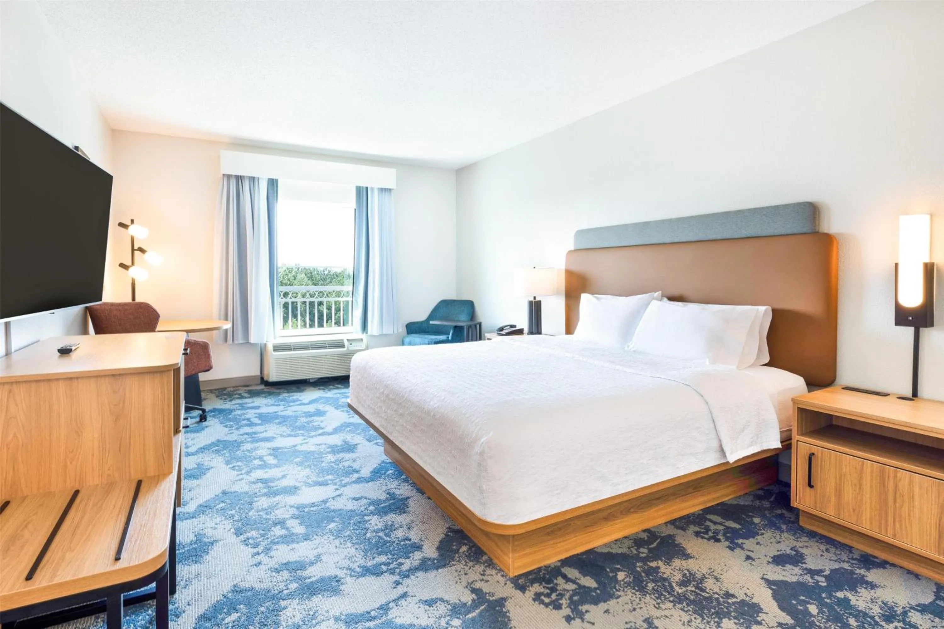 Bed in Hampton Inn Lawrenceville Duluth