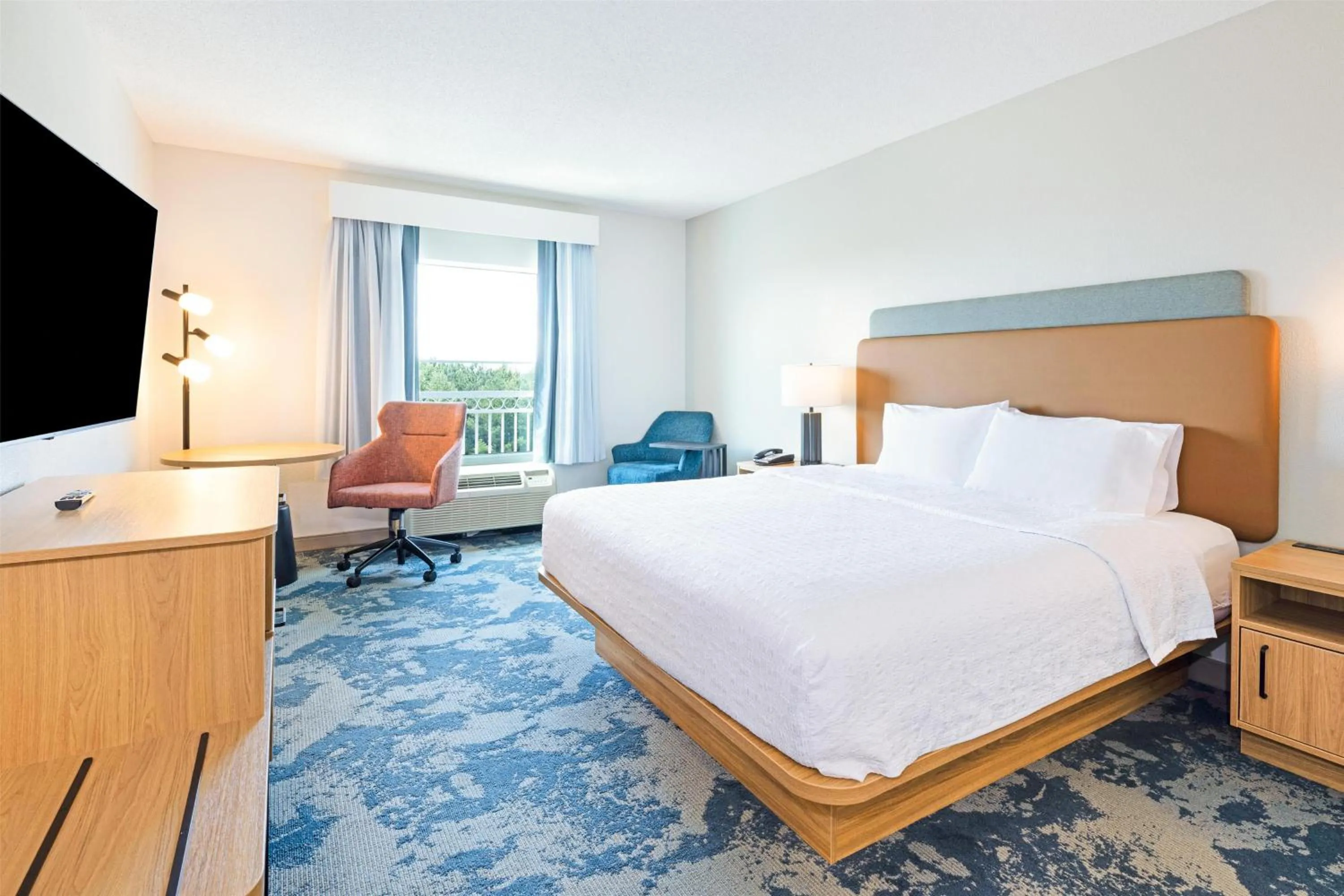 Bed in Hampton Inn Lawrenceville Duluth