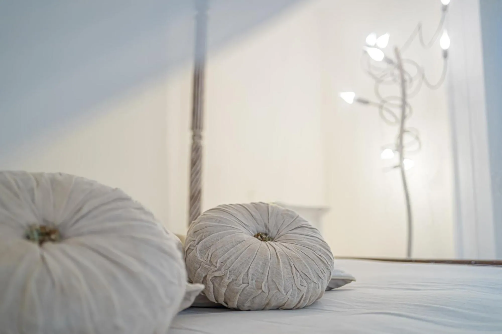 Decorative detail, Bed in Casa Bormioli - Maison de Charme