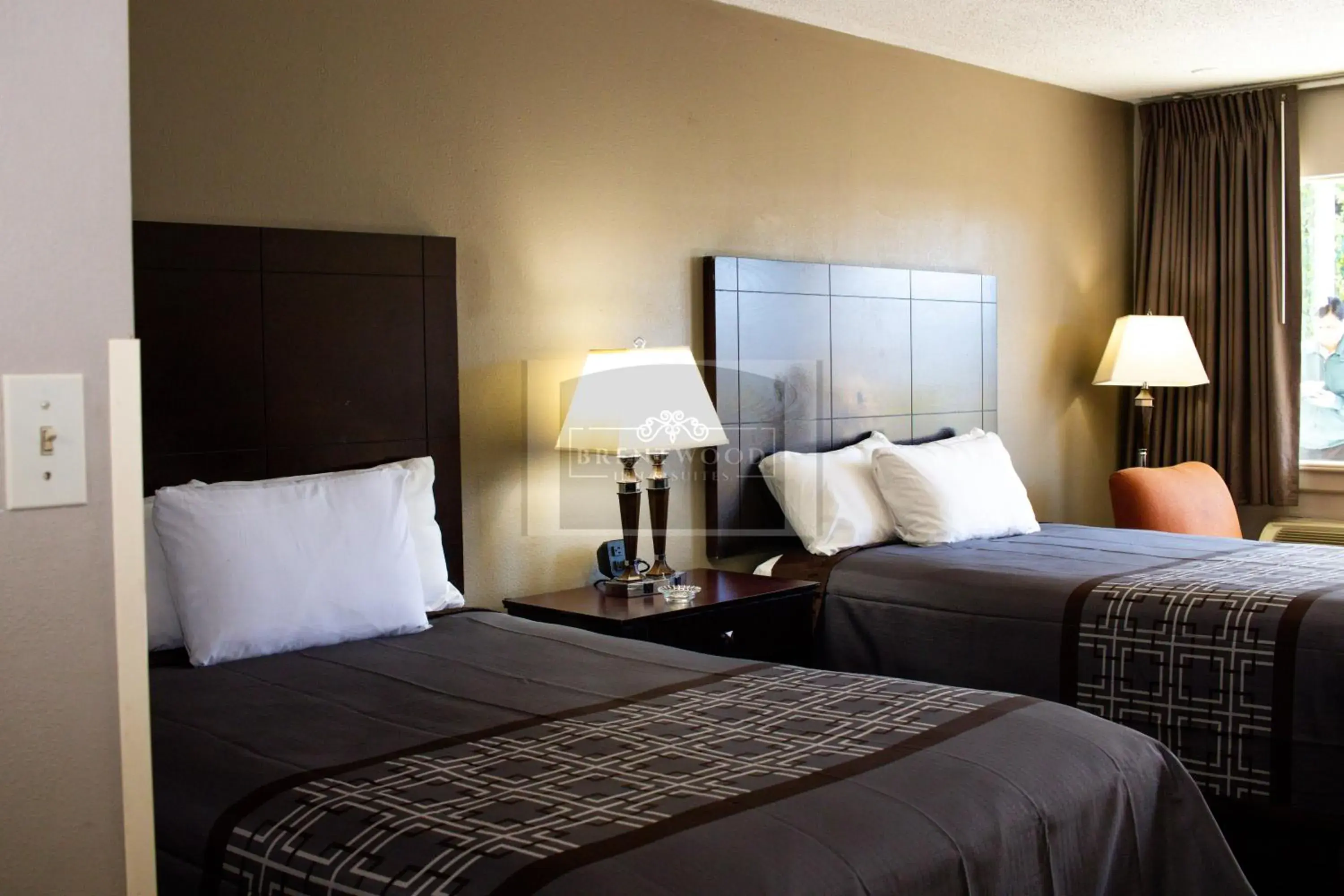 Double Room with Two Double Beds - Non-Smoking/Upper Floor in Brentwood inn & Suites - Lynchburg Double Room with Two Double Beds - Non-Smoking/Upper Floor in Brentwood inn & Suites - Lynchburg