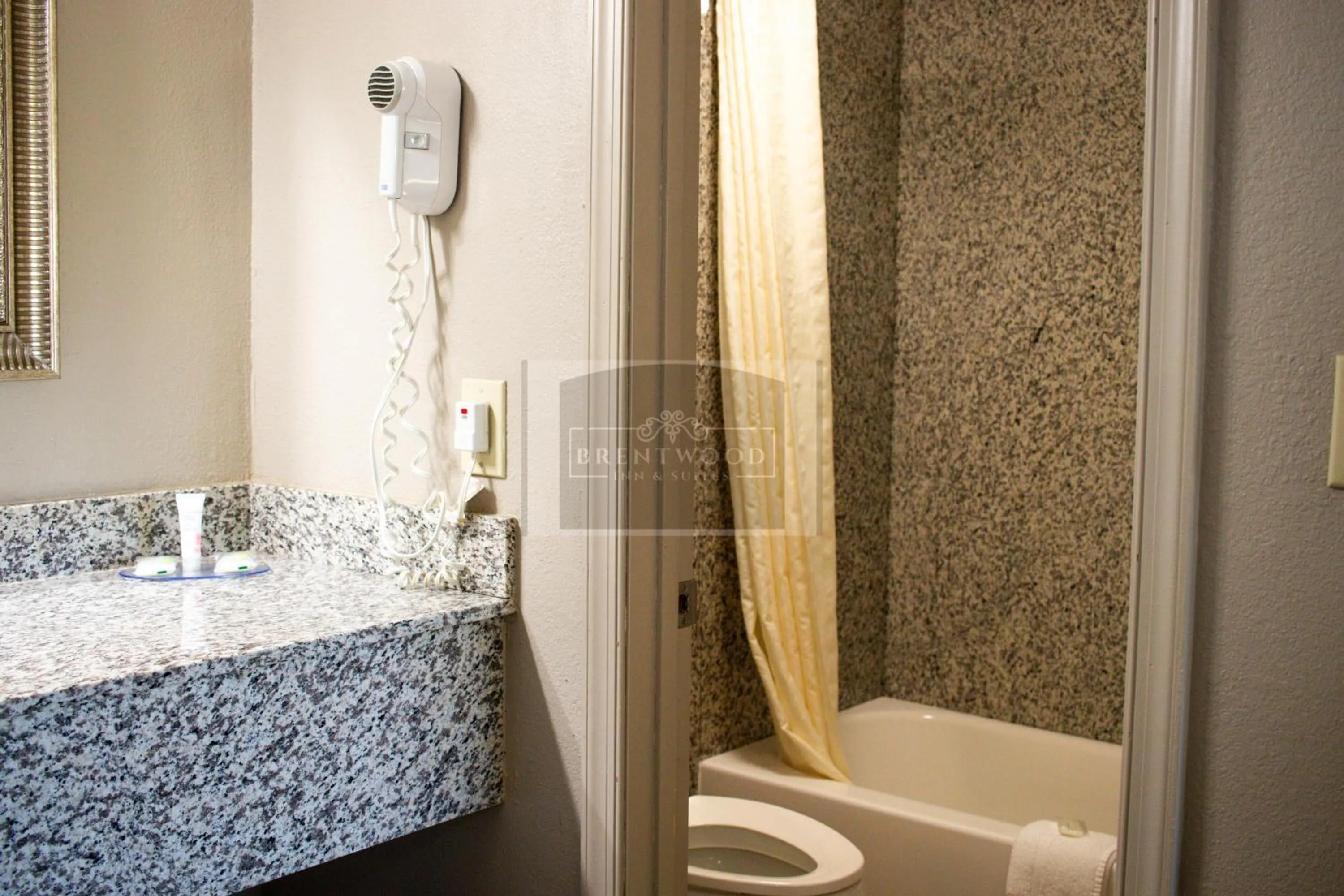 Brentwood inn & Suites - Lynchburg