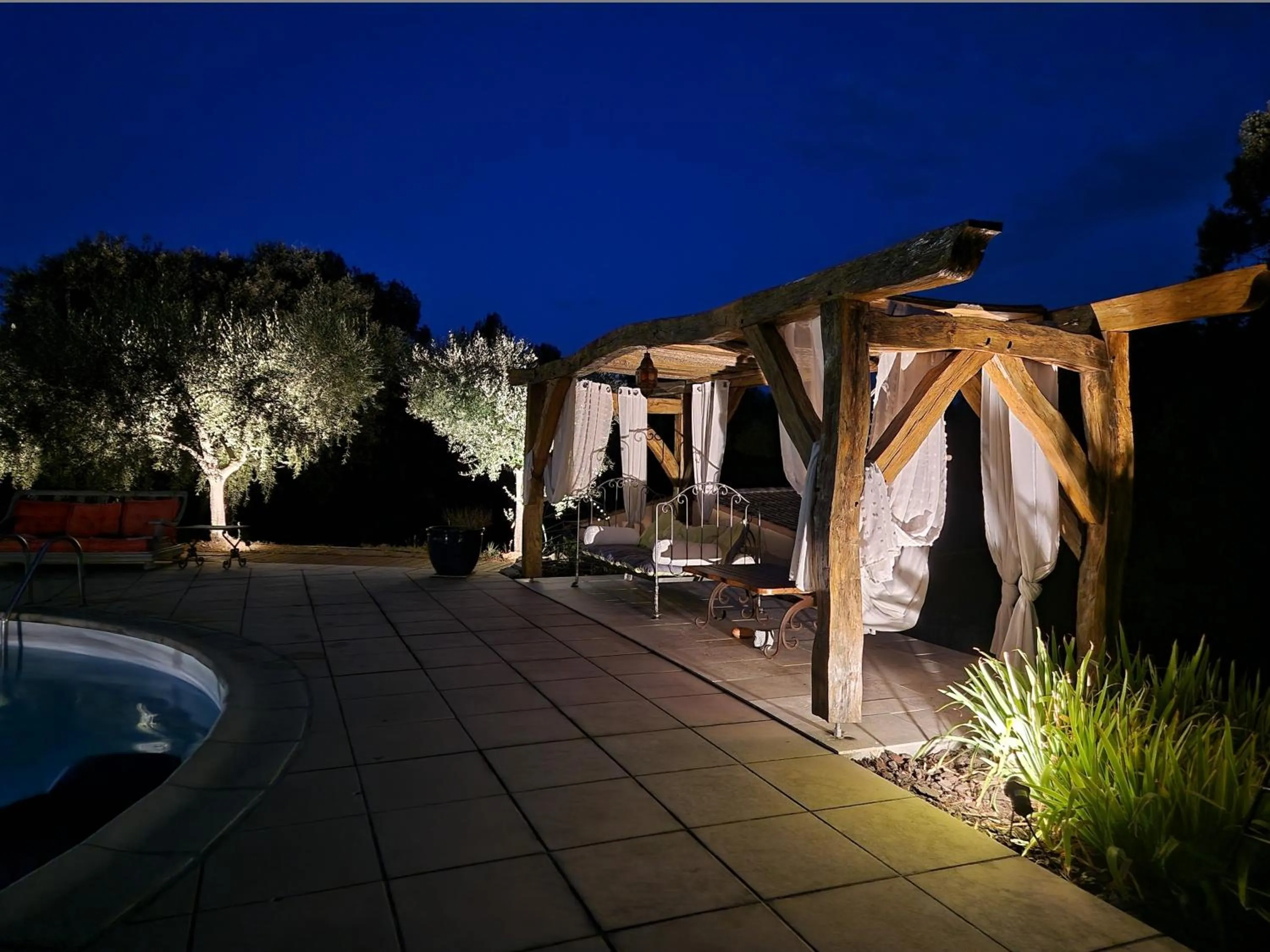 Le Petit Coin de Paradis