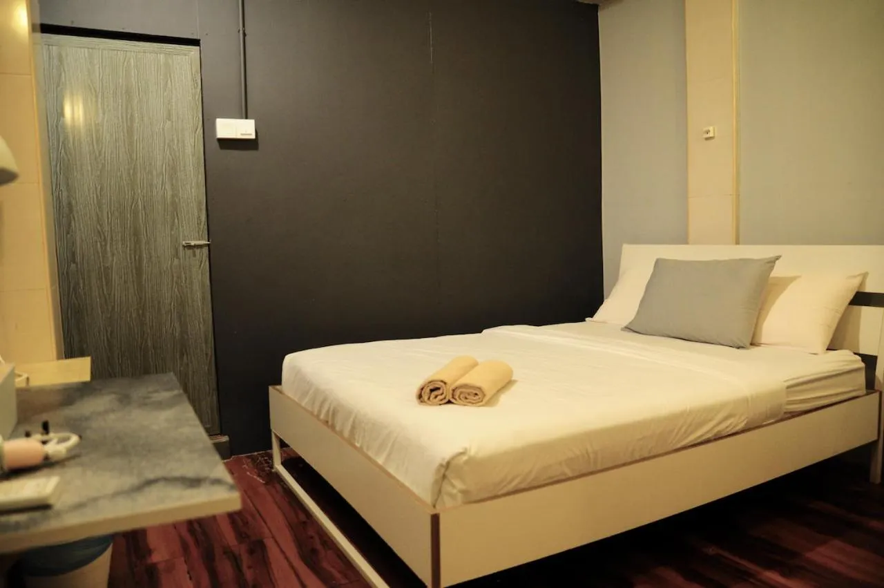 Bed in GRAYHAUS SOHO Ipoh
