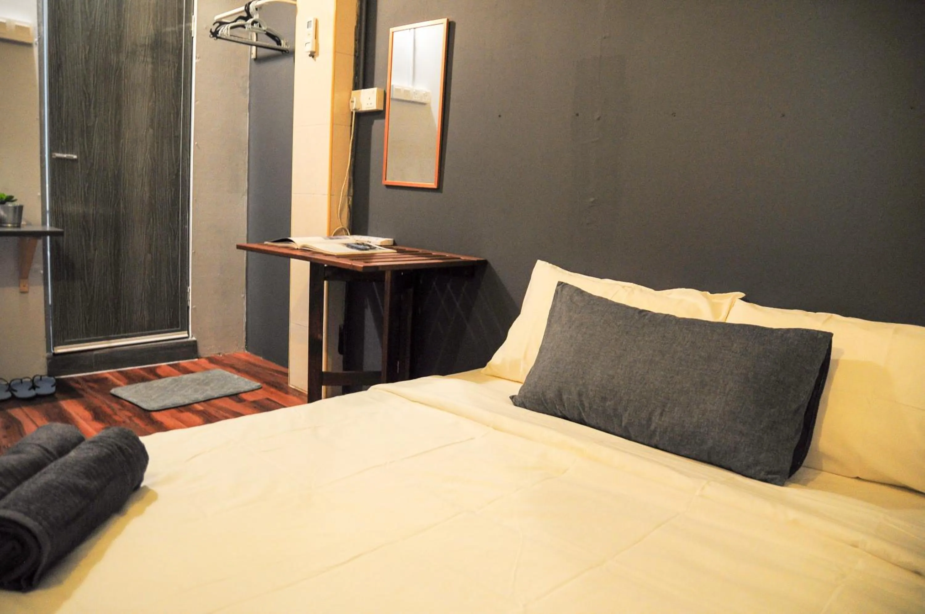 Bed in GRAYHAUS SOHO Ipoh