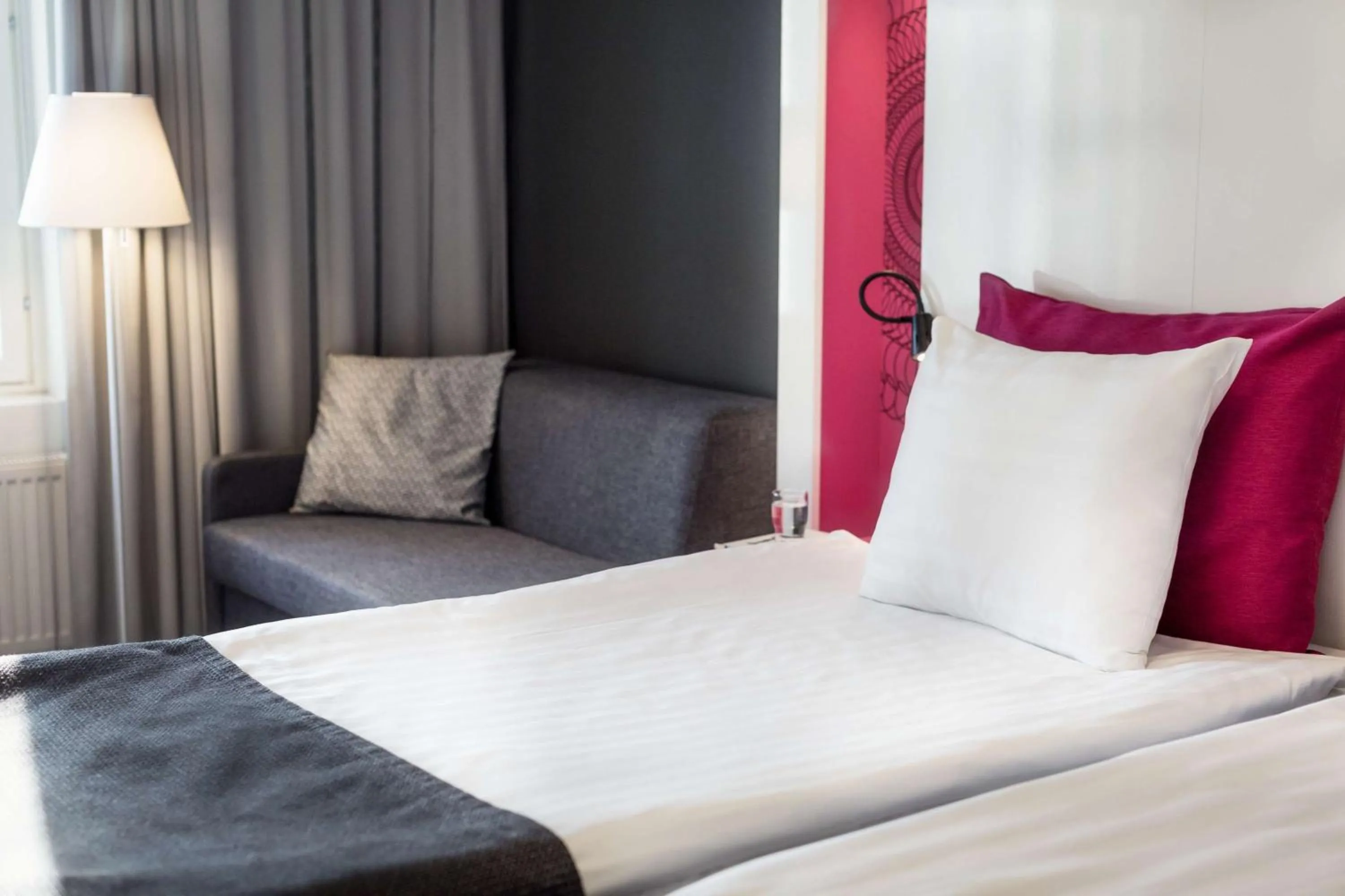 Bedroom, Bed in Scandic Tampere Station