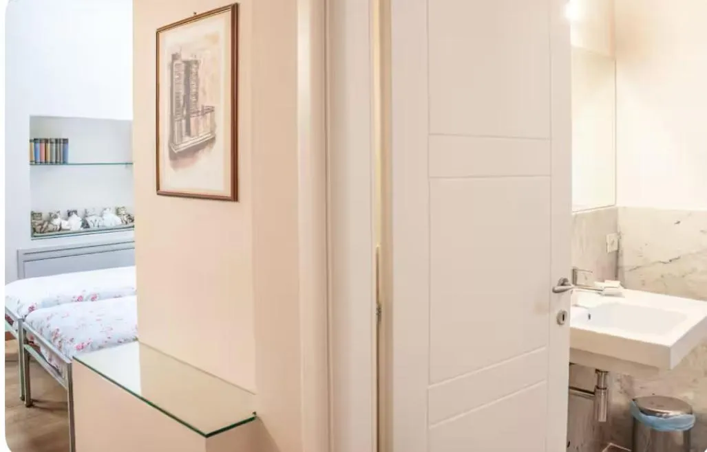 Bed in Alla Torre del Barbarossa B&B FORESTERIA