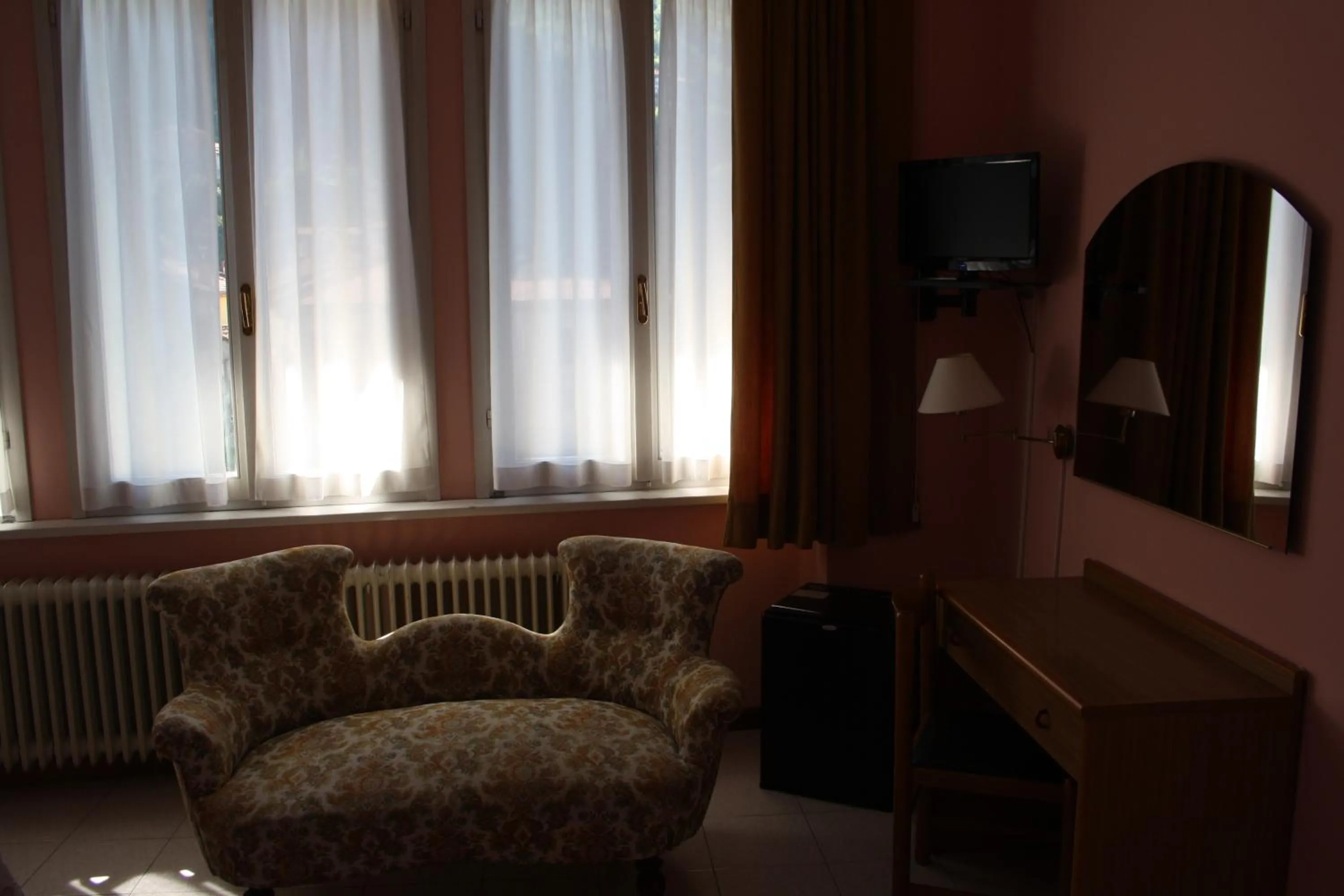 Seating area in Hotel Vapore