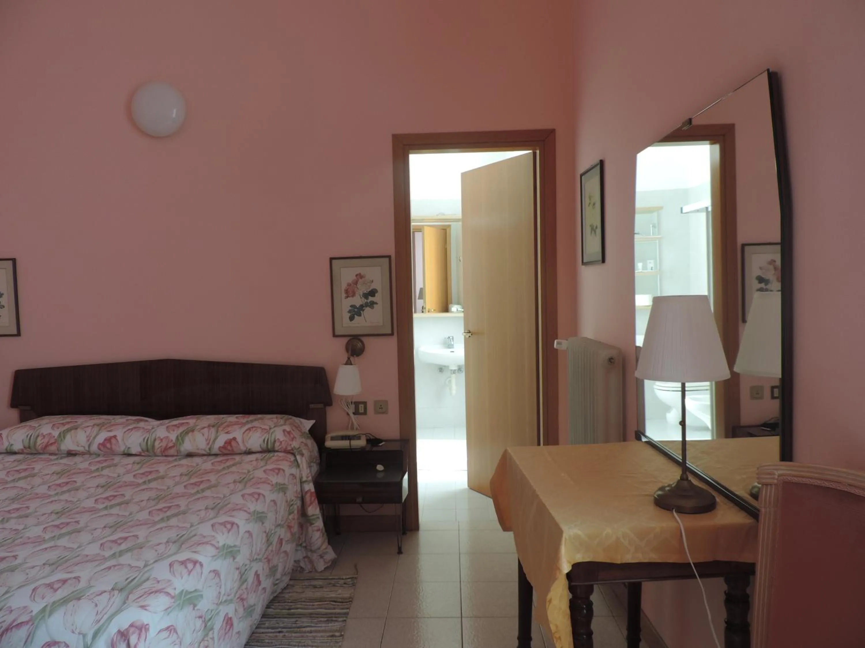 Bathroom in Hotel Vapore