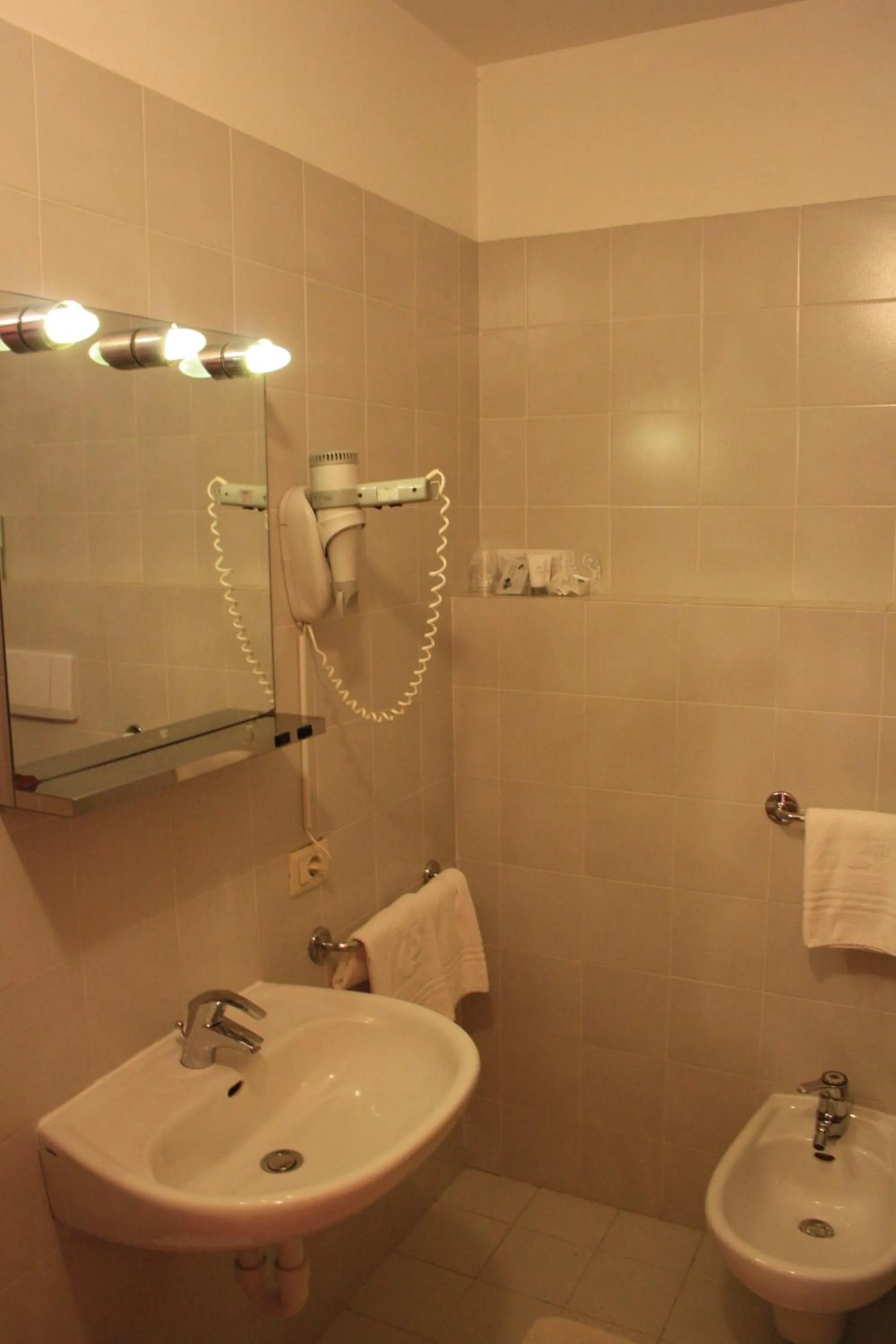 Bathroom in Hotel Vapore