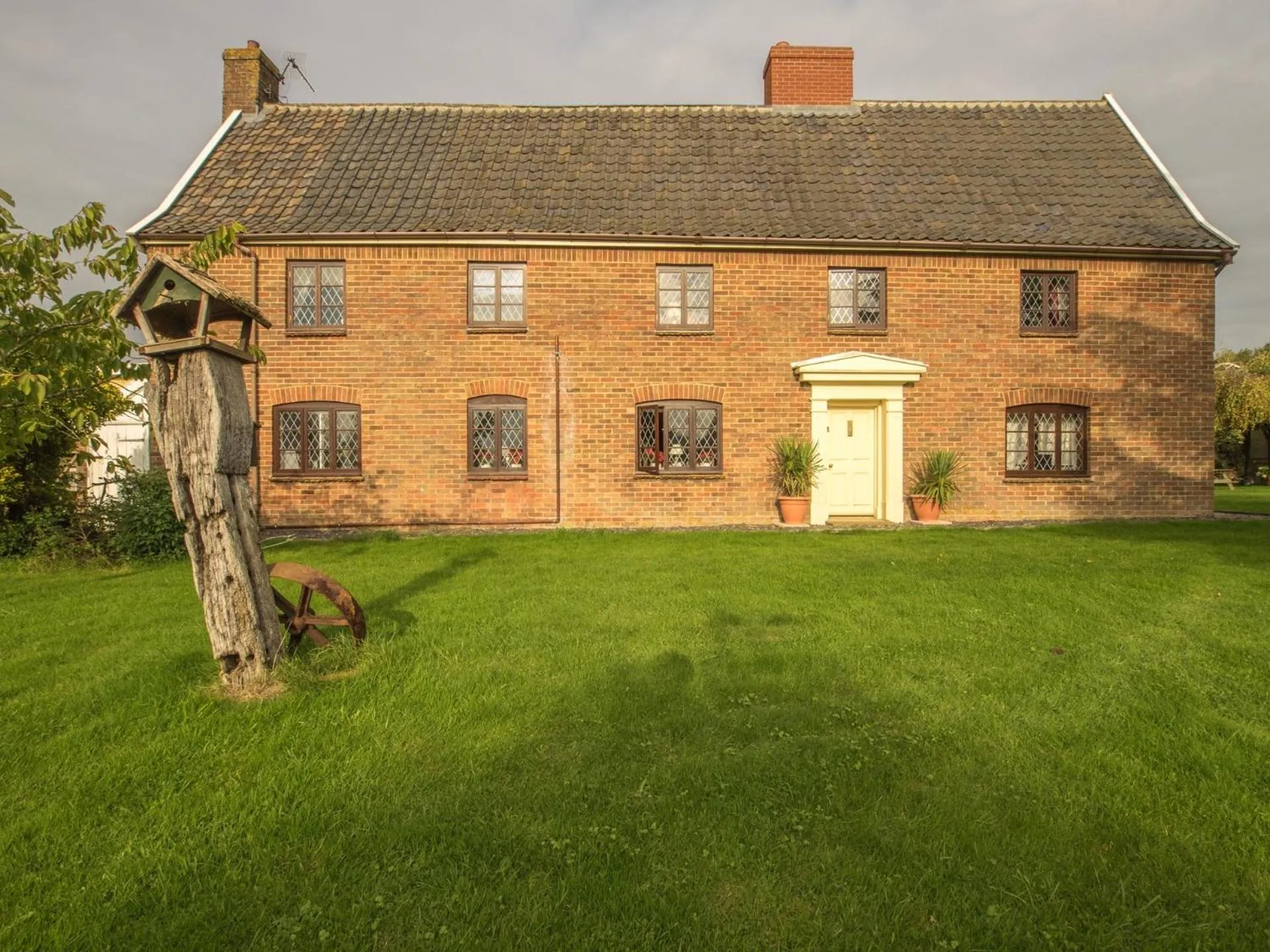 Property building in Strenneth