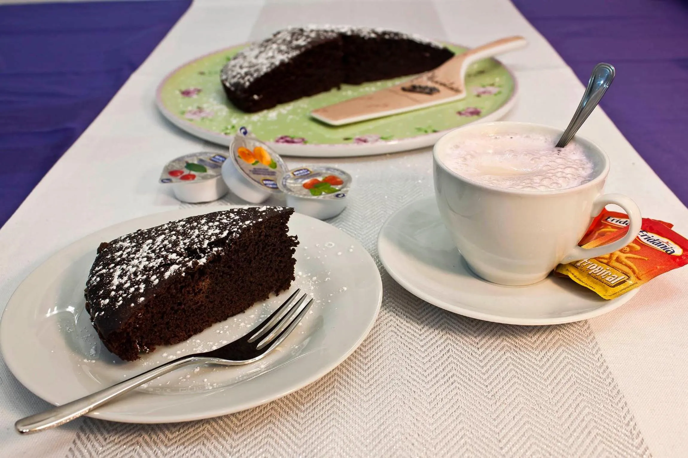 Food and drinks in Blu Mediterraneo B&B