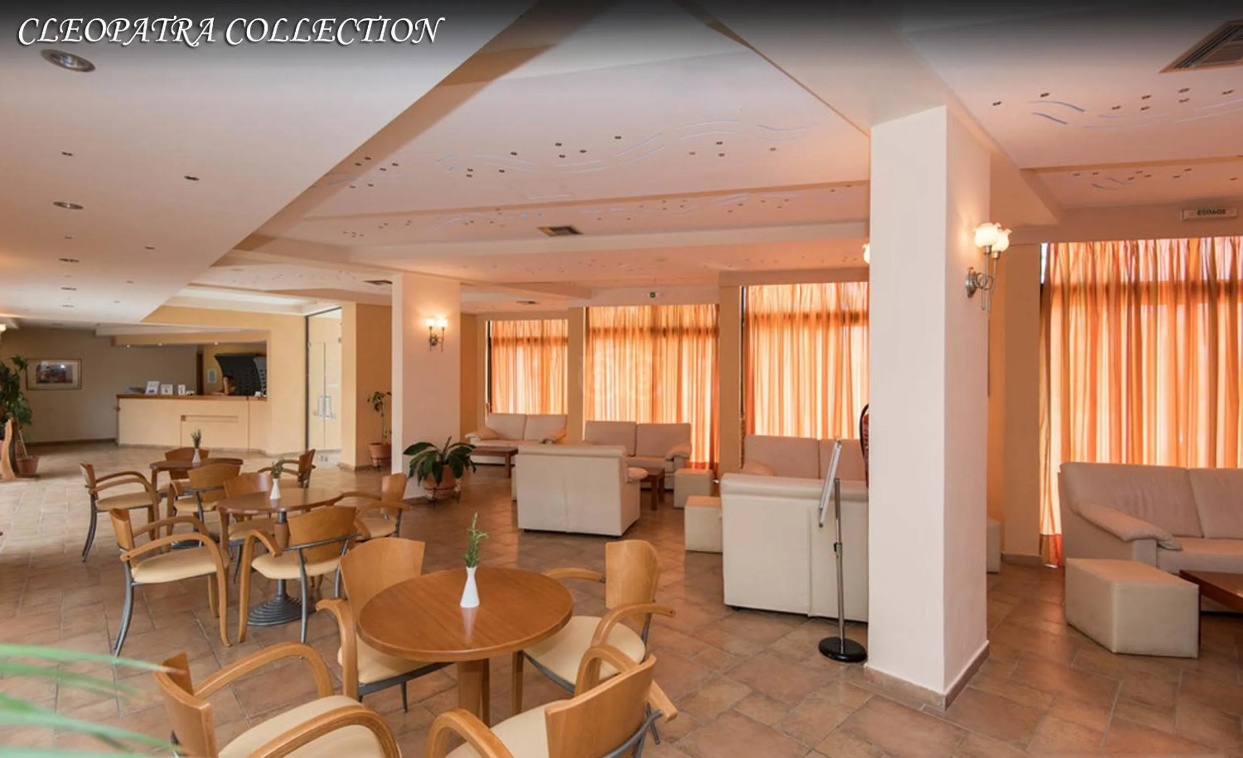 Communal lounge/ TV room in Cleopatra Superior