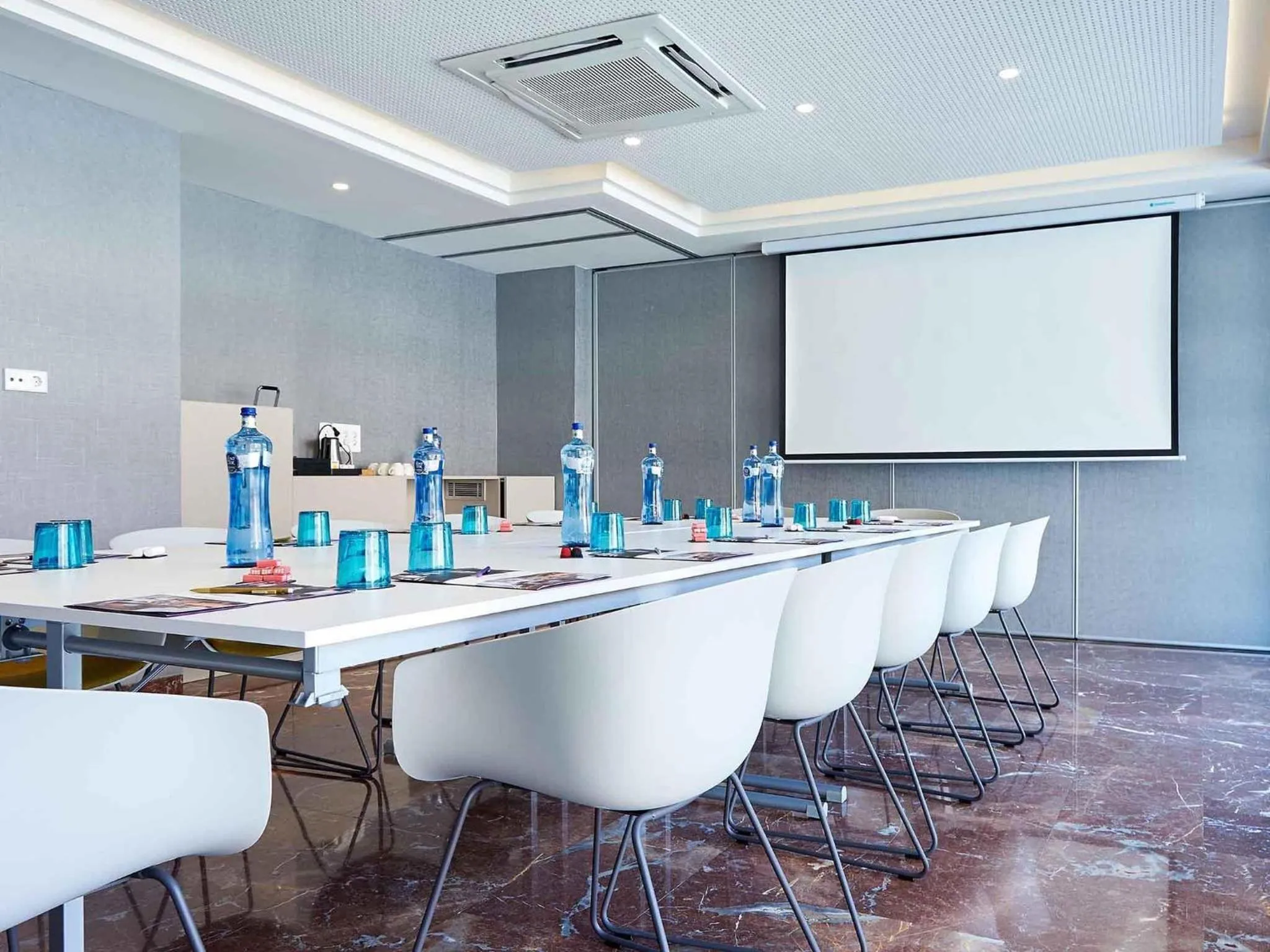 Meeting/conference room in Mercure Barcelona Condor
