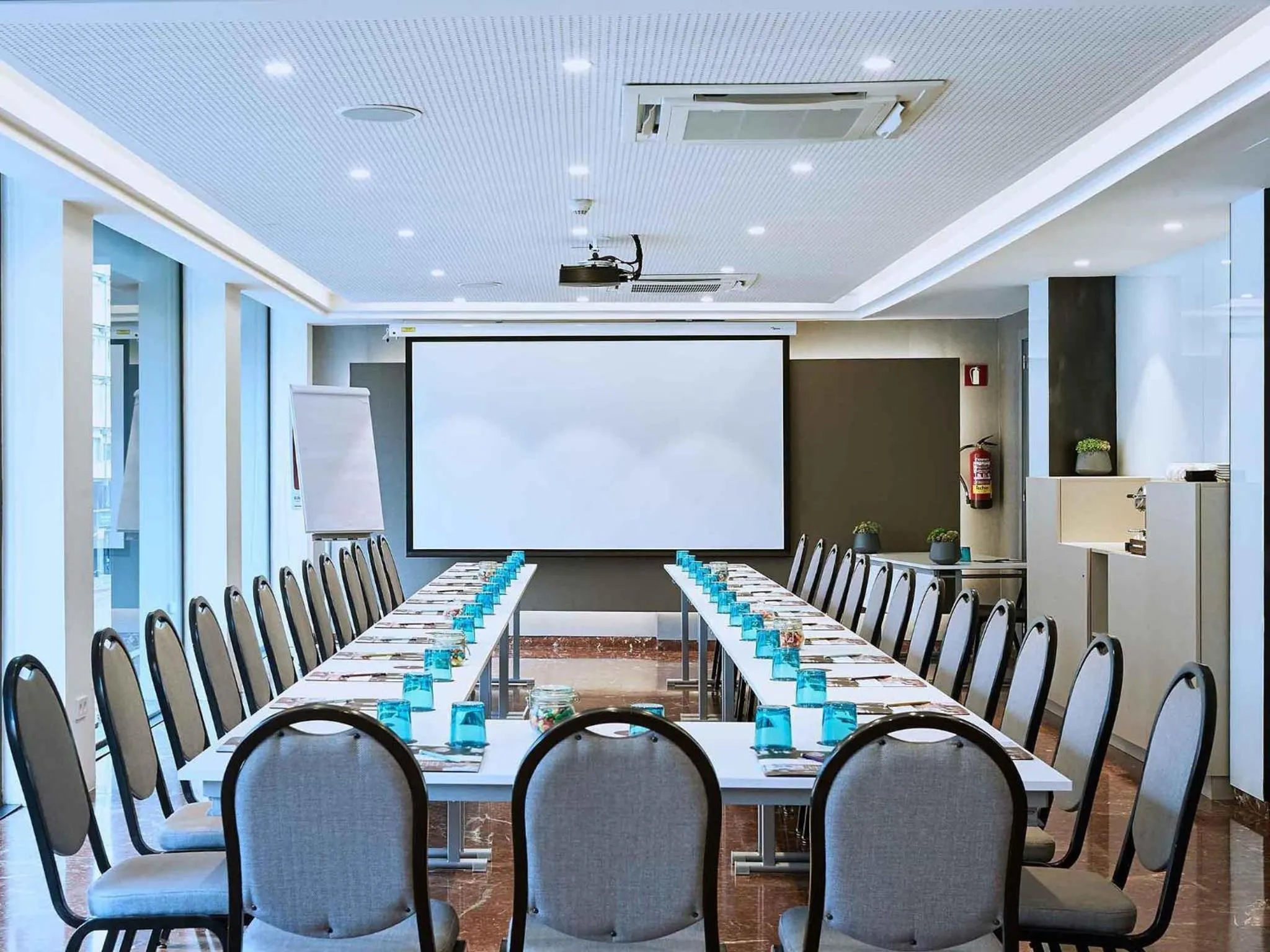 Meeting/conference room in Mercure Barcelona Condor