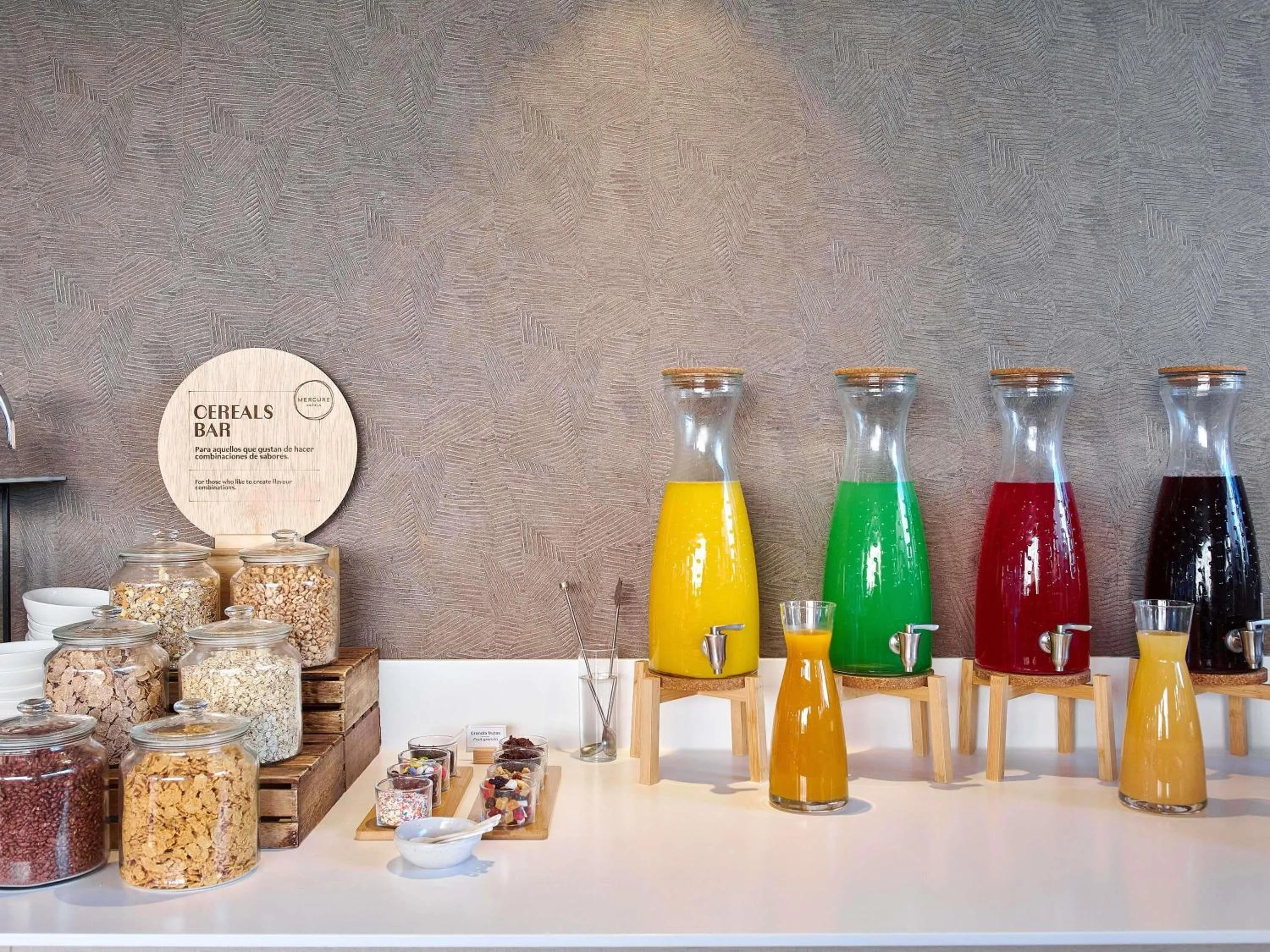 Breakfast in Mercure Barcelona Condor