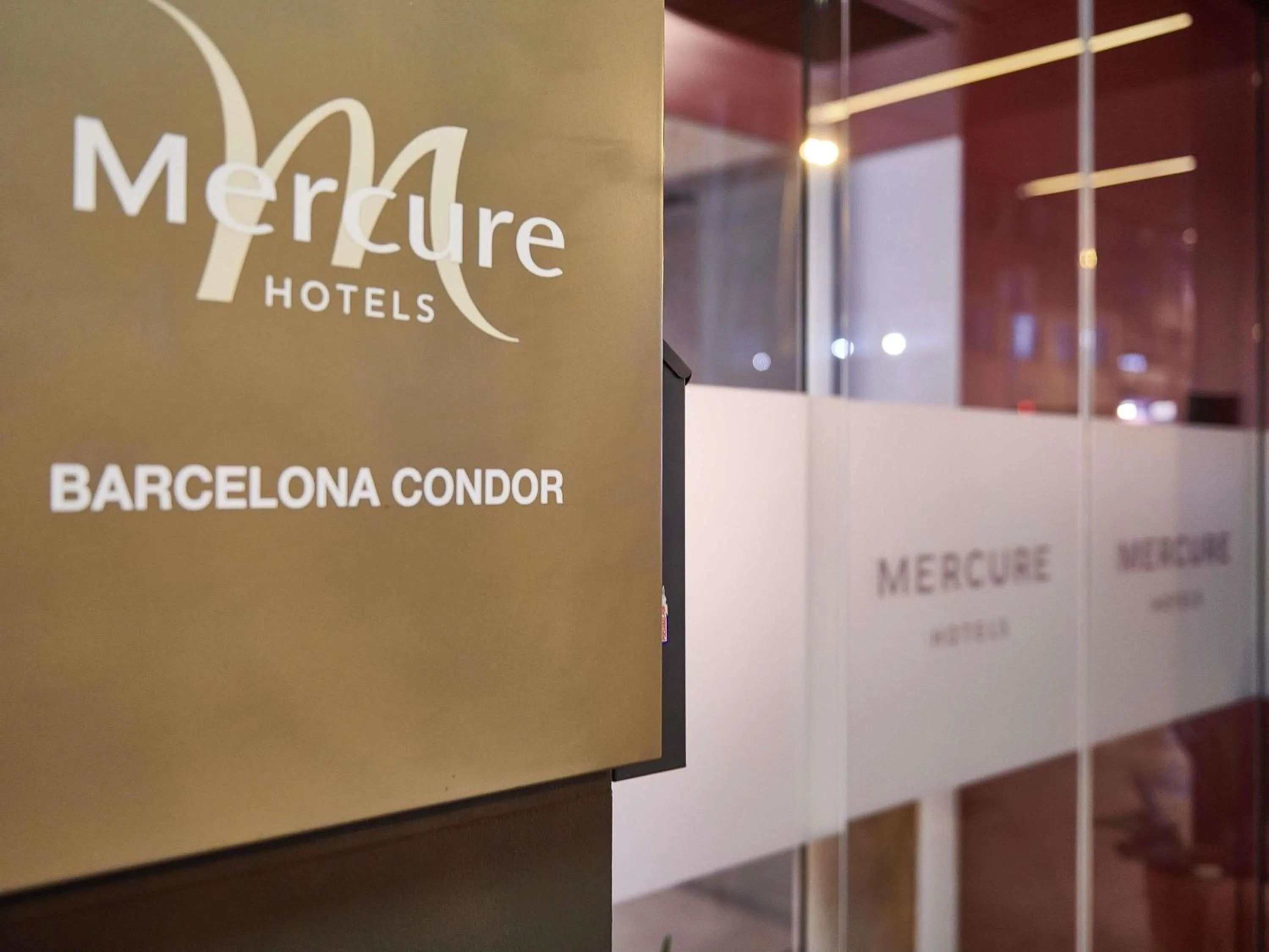 Property building in Mercure Barcelona Condor