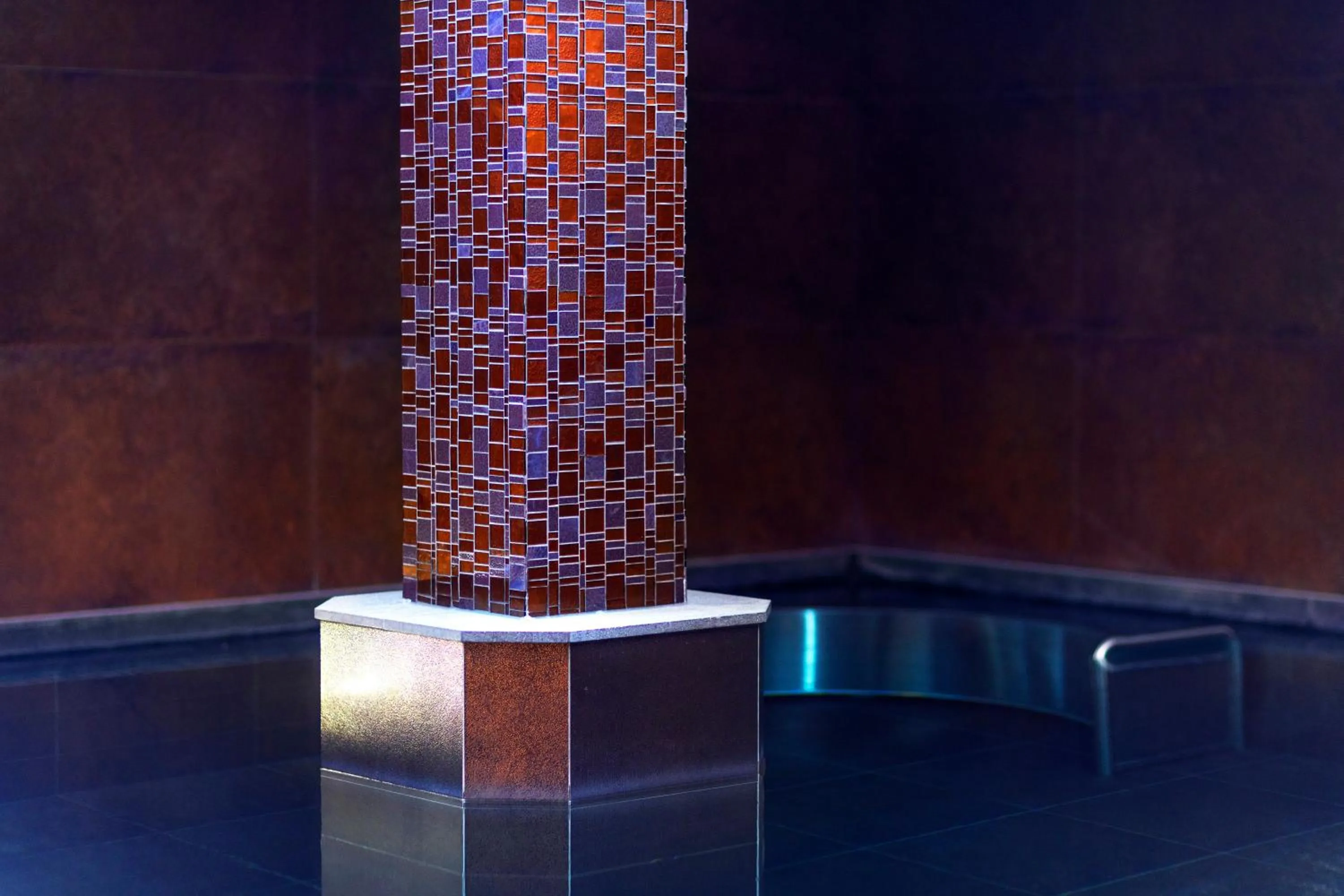 Pool view in Valluga Hotel