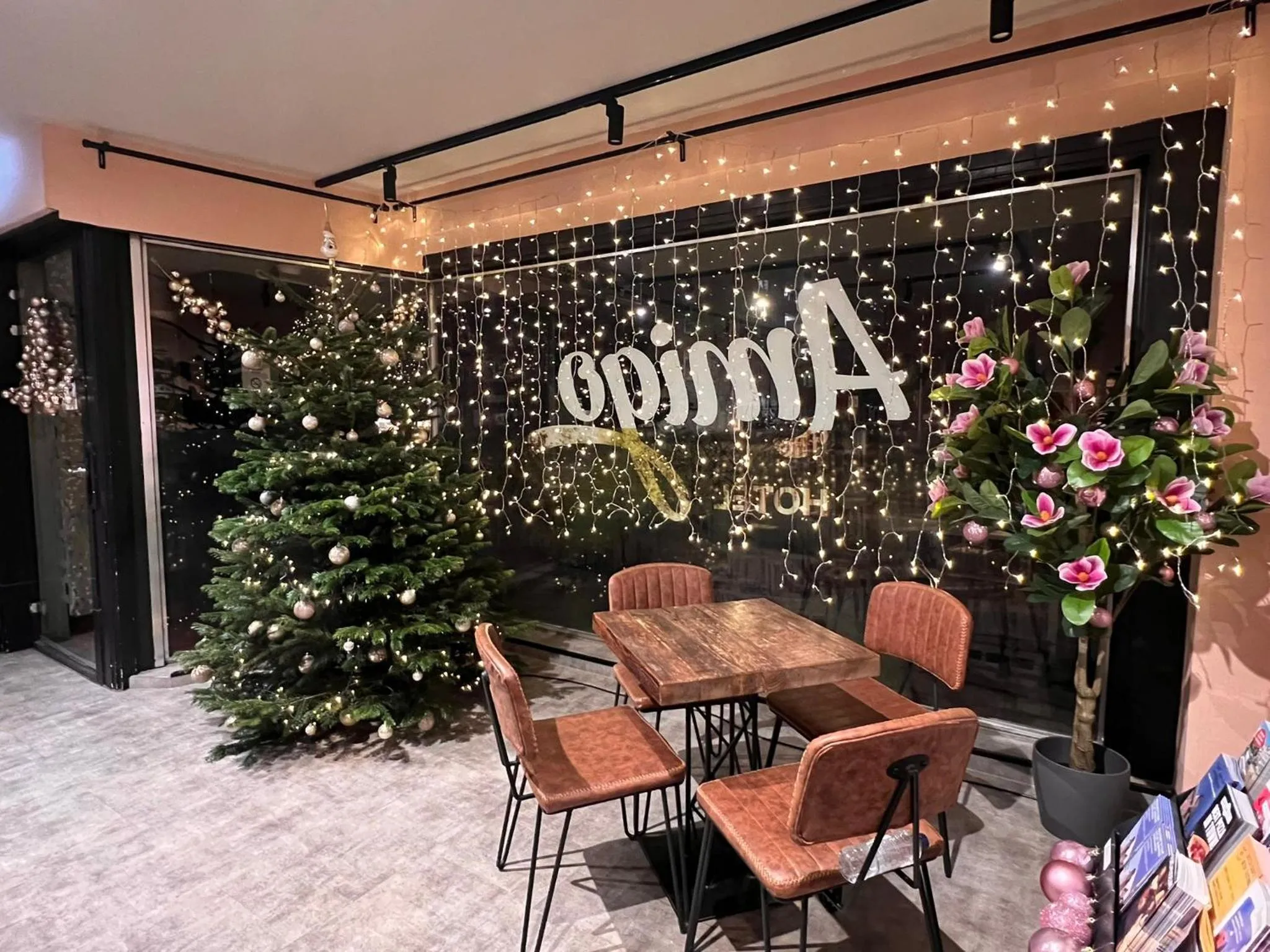 Winter in Amigo Budget Hotel