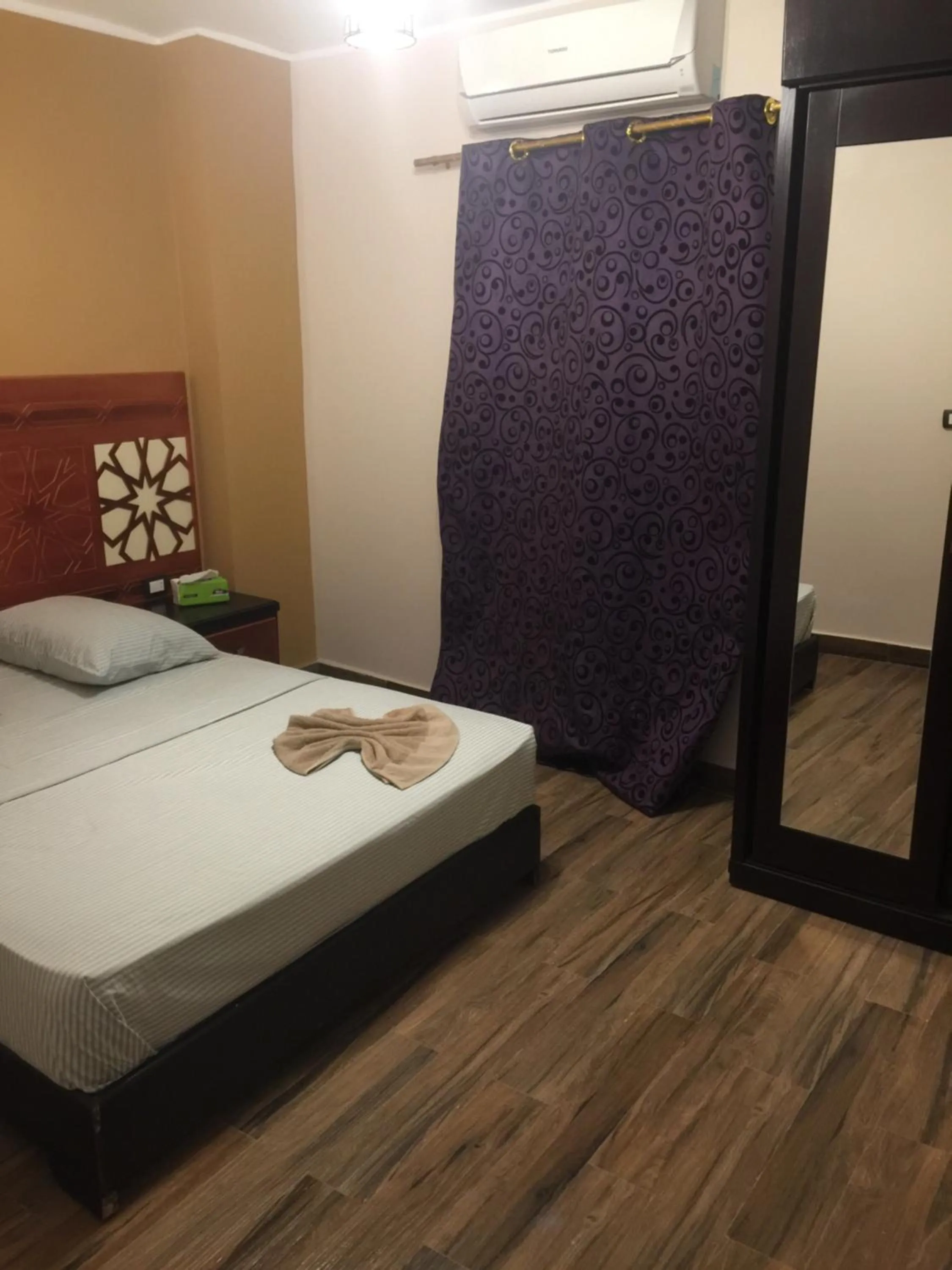 Bed in H100 Pyramids View