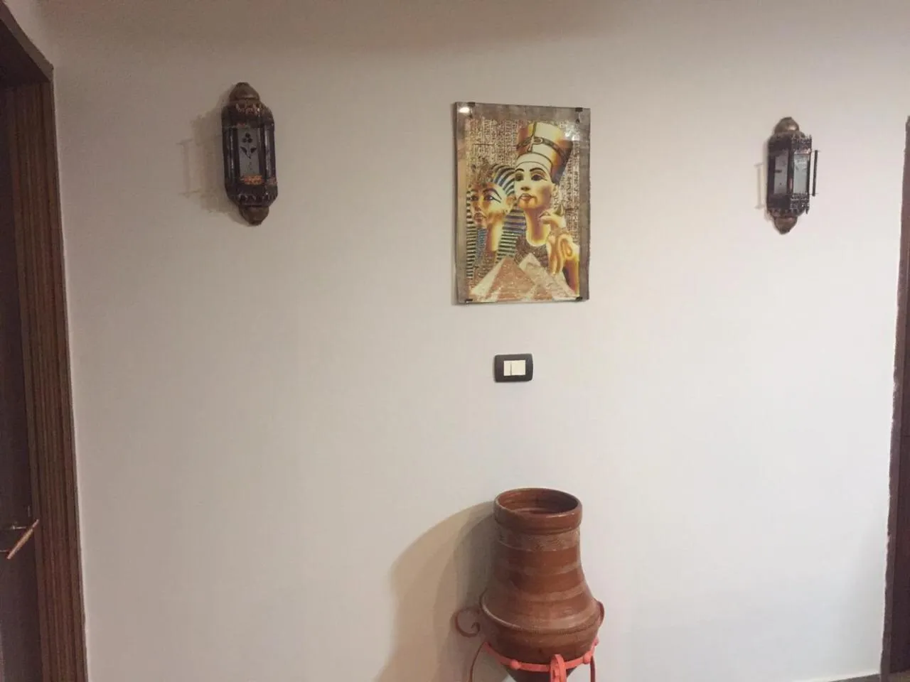 Decorative detail in H100 Pyramids View