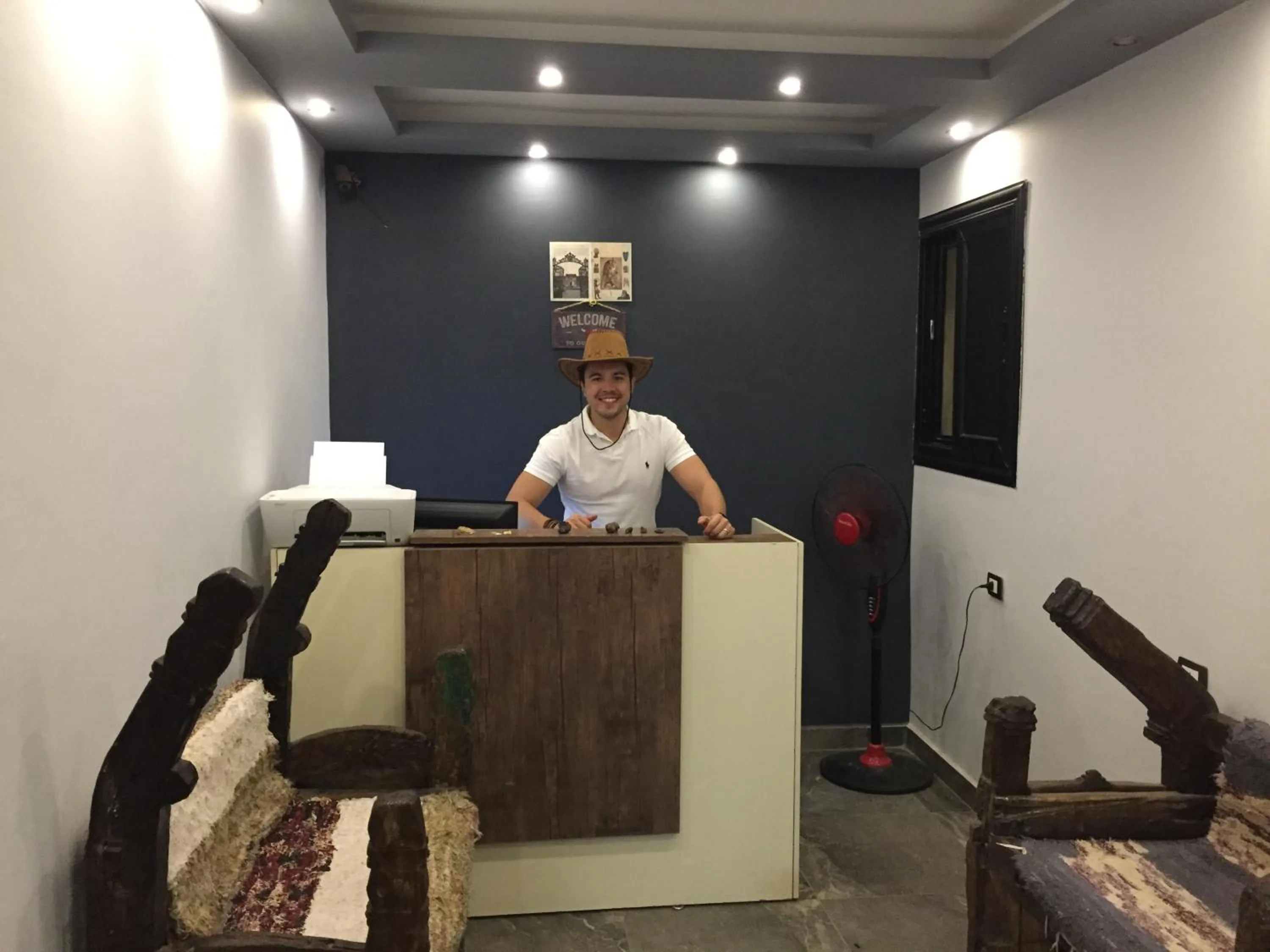 Facade/entrance in H100 Pyramids View