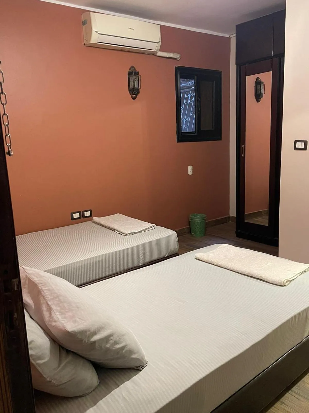 Bed in H100 Pyramids View