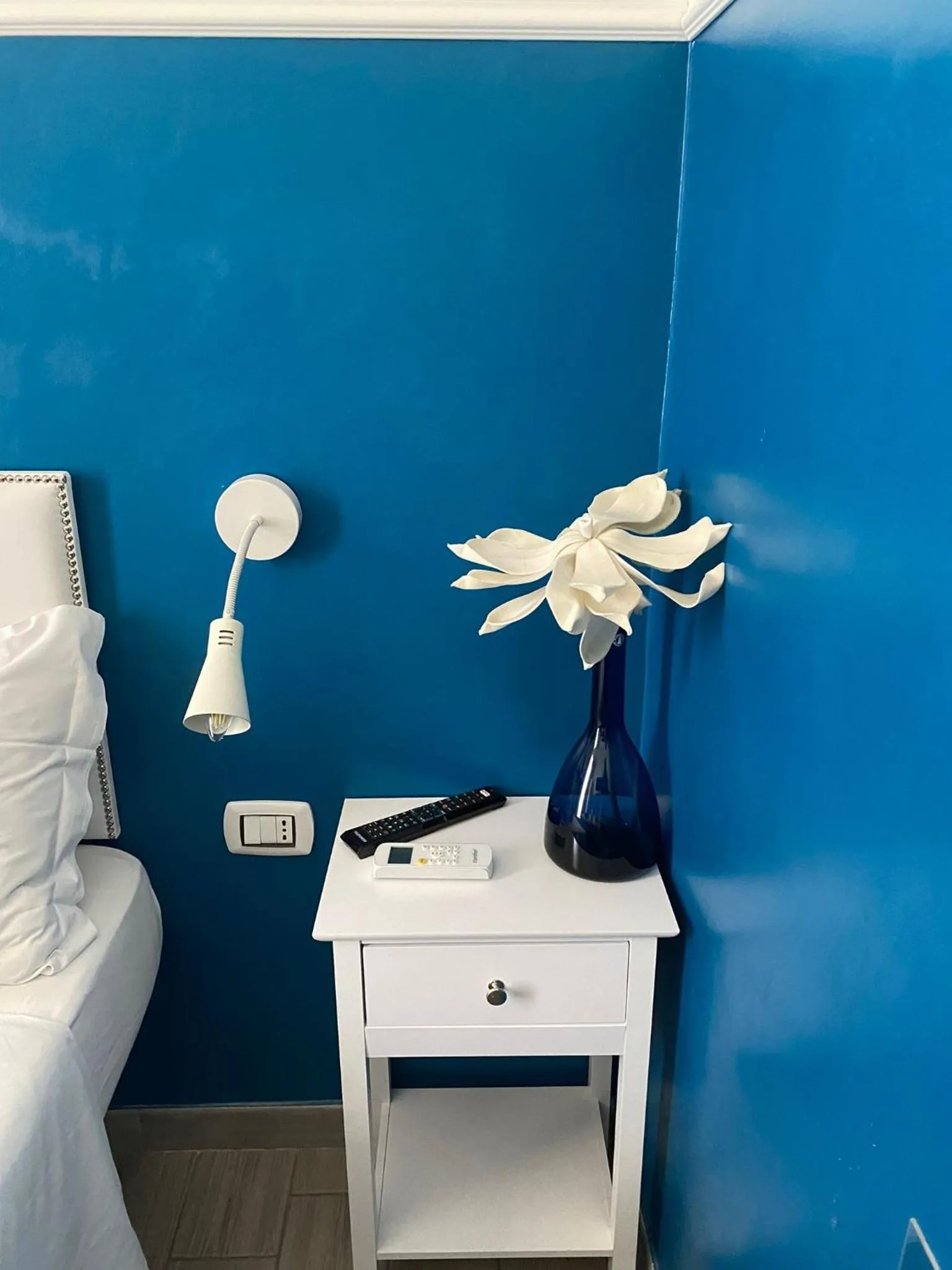 Photo of the whole room, Bed in Joy Naples