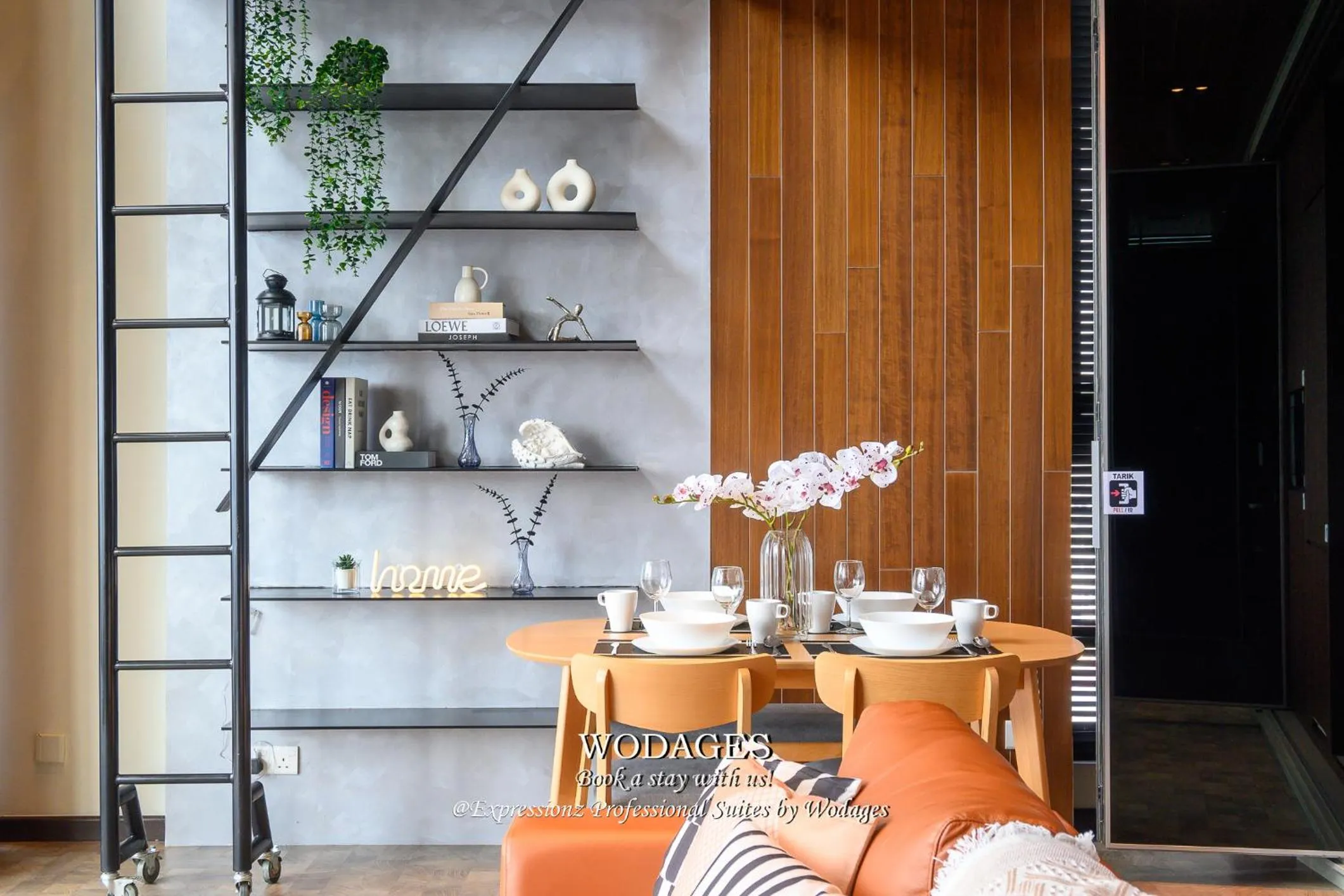 Expressionz KLCC by Wodages