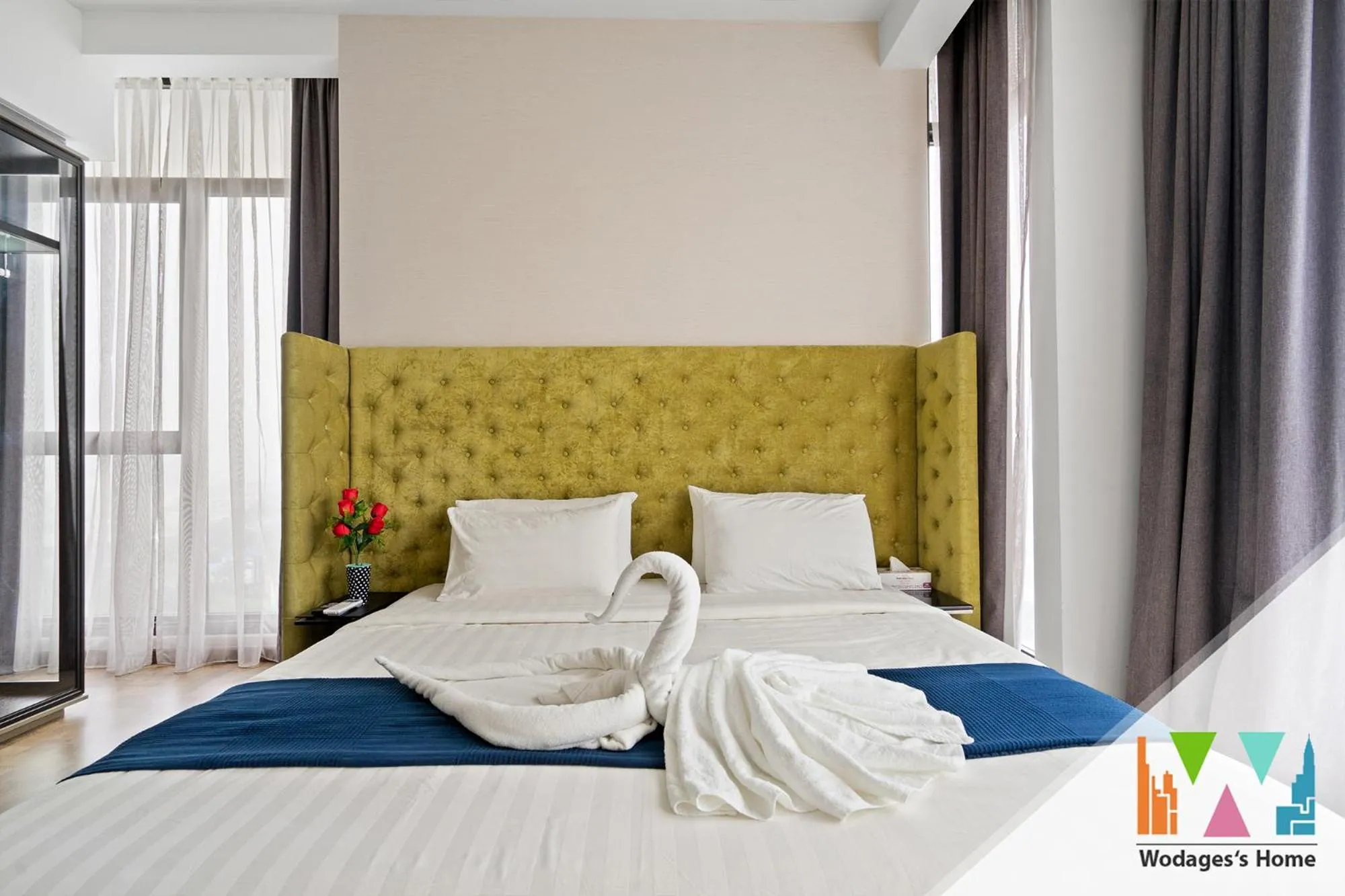 Bed in Expressionz KLCC by Wodages