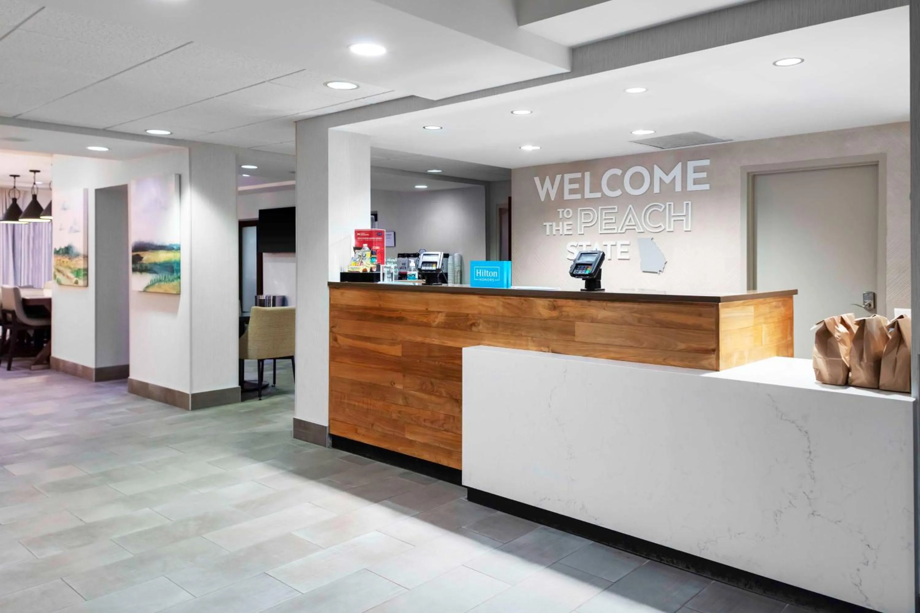 Lobby or reception in Hampton Inn Conyers