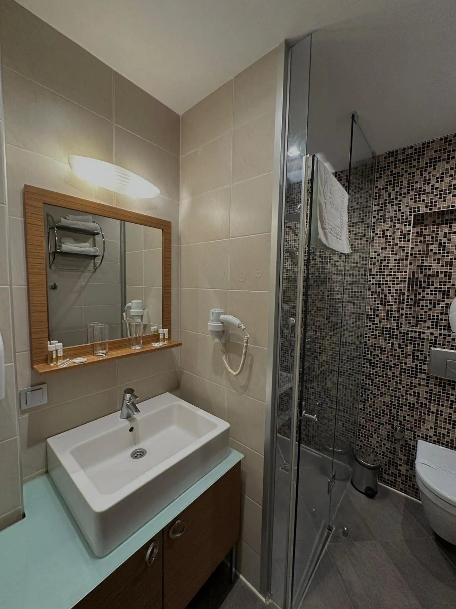 Shower in City Hotel Plovdiv