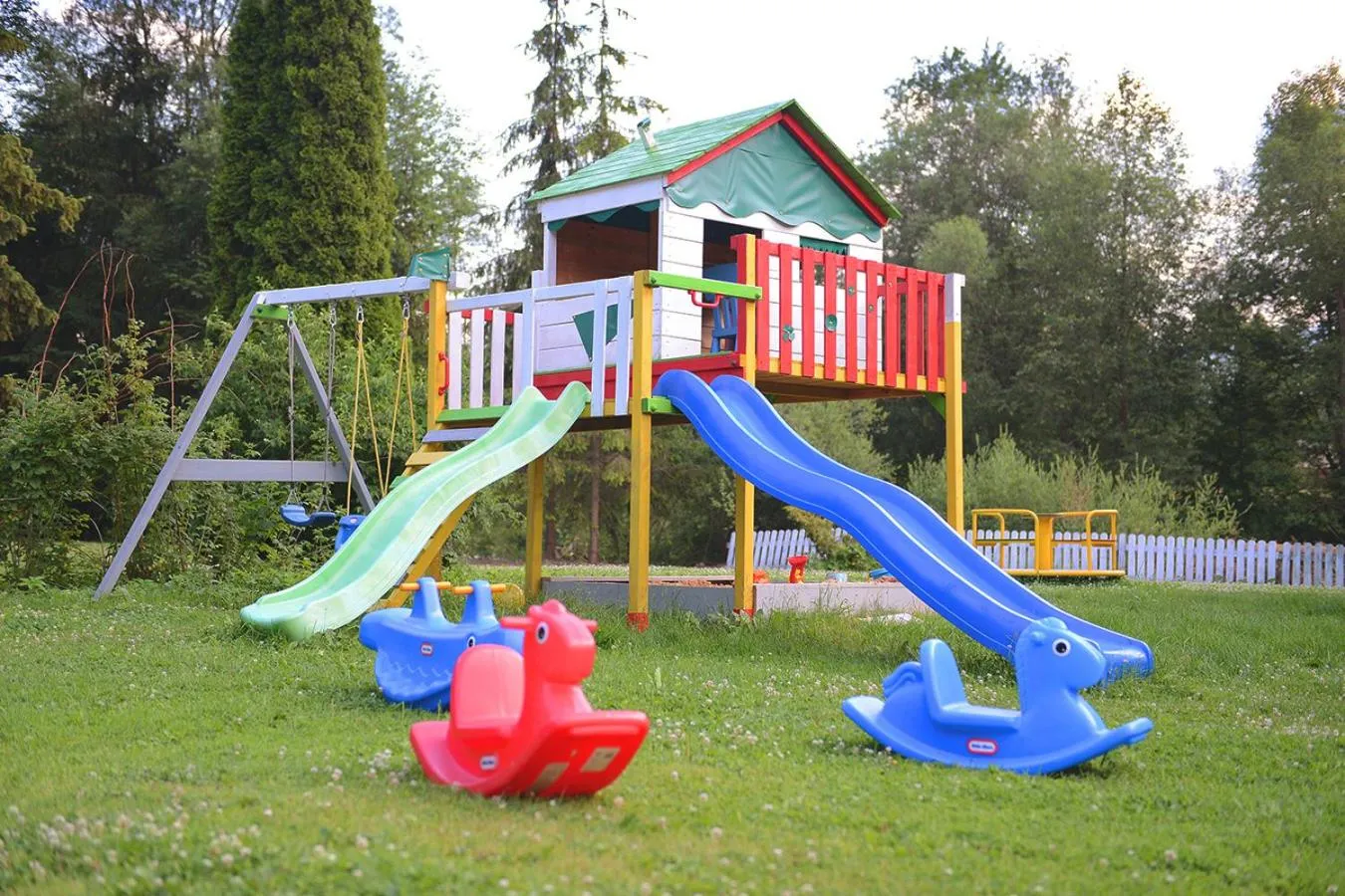 Children play ground in Paryżanka Basen Spa