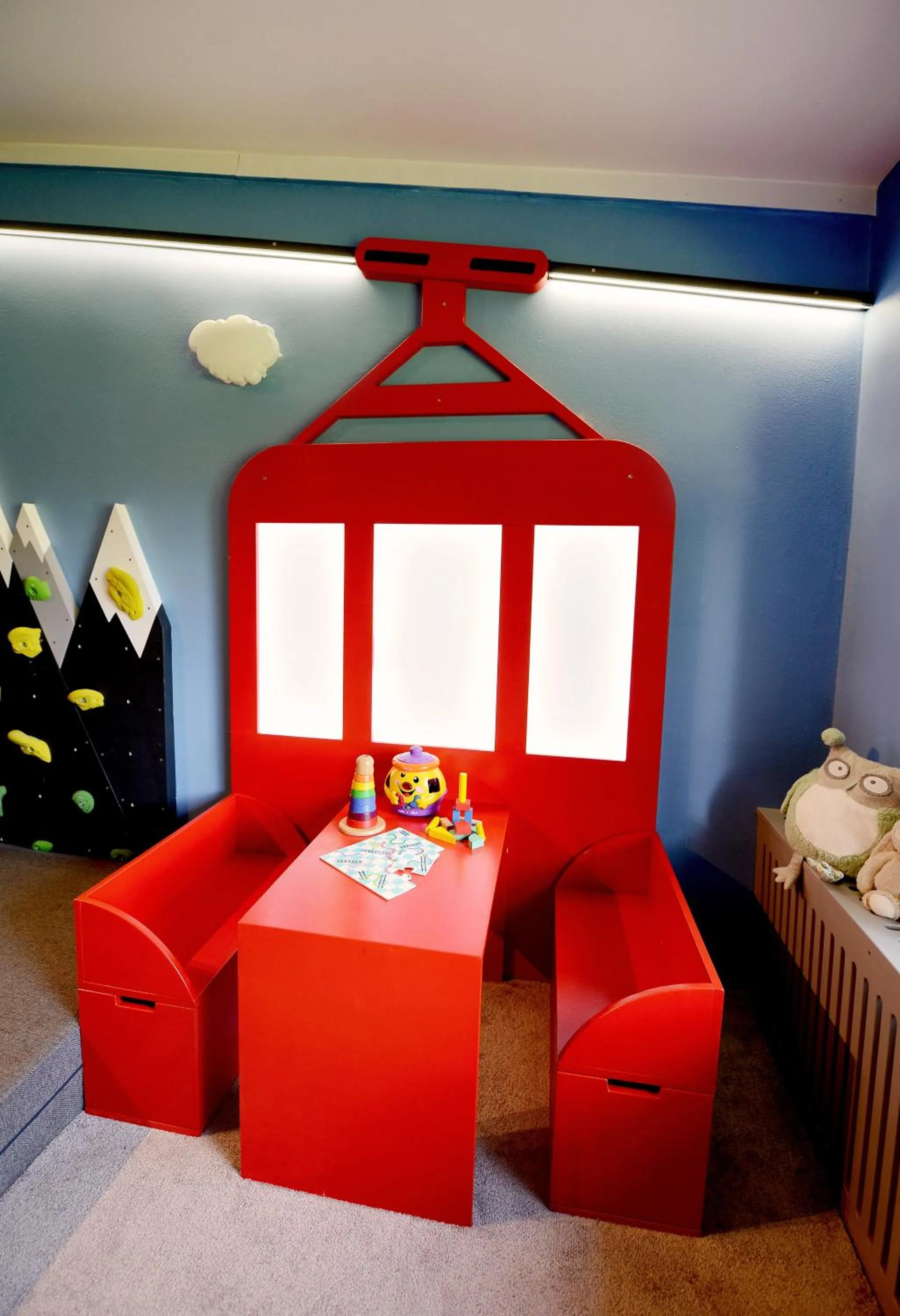 Children play ground, Bed in Paryżanka Basen Spa