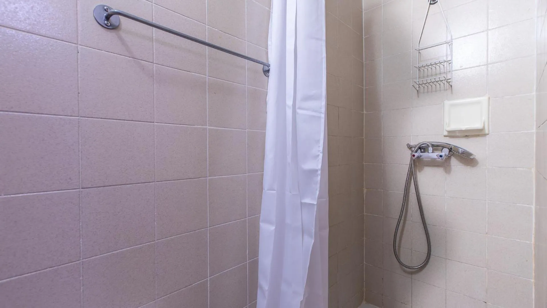 Shower in Vacancéole - Résidence Les Gorges Rouges