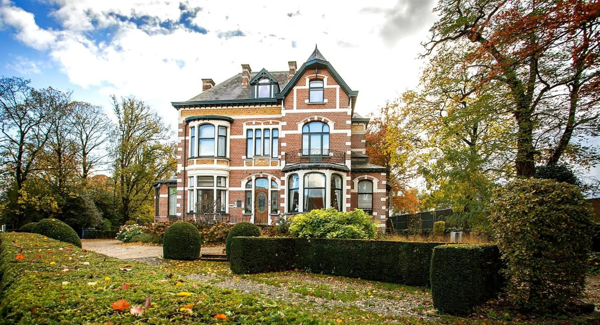 Property building in Boutique hotel Shamon