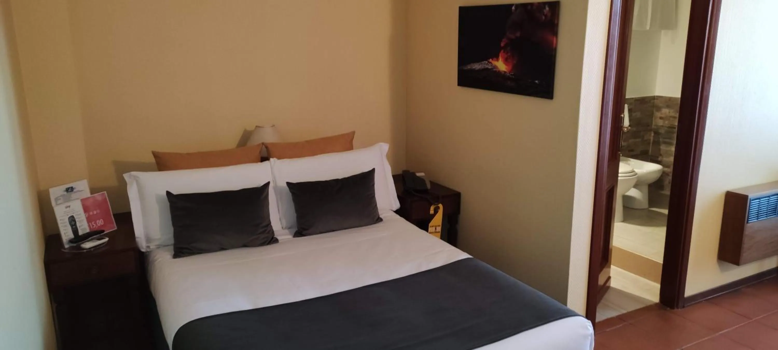 Bed in Corsaro Etna Hotel&SPA