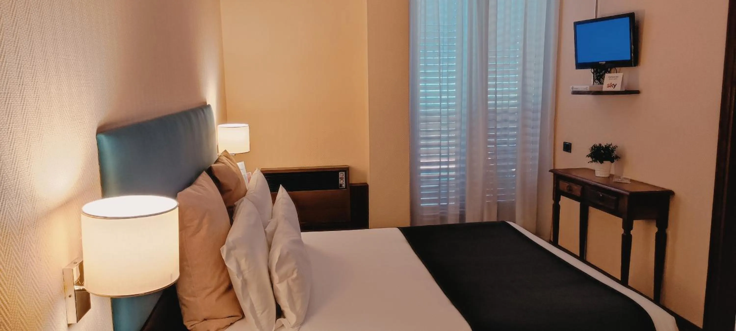 Bed in Corsaro Etna Hotel&SPA