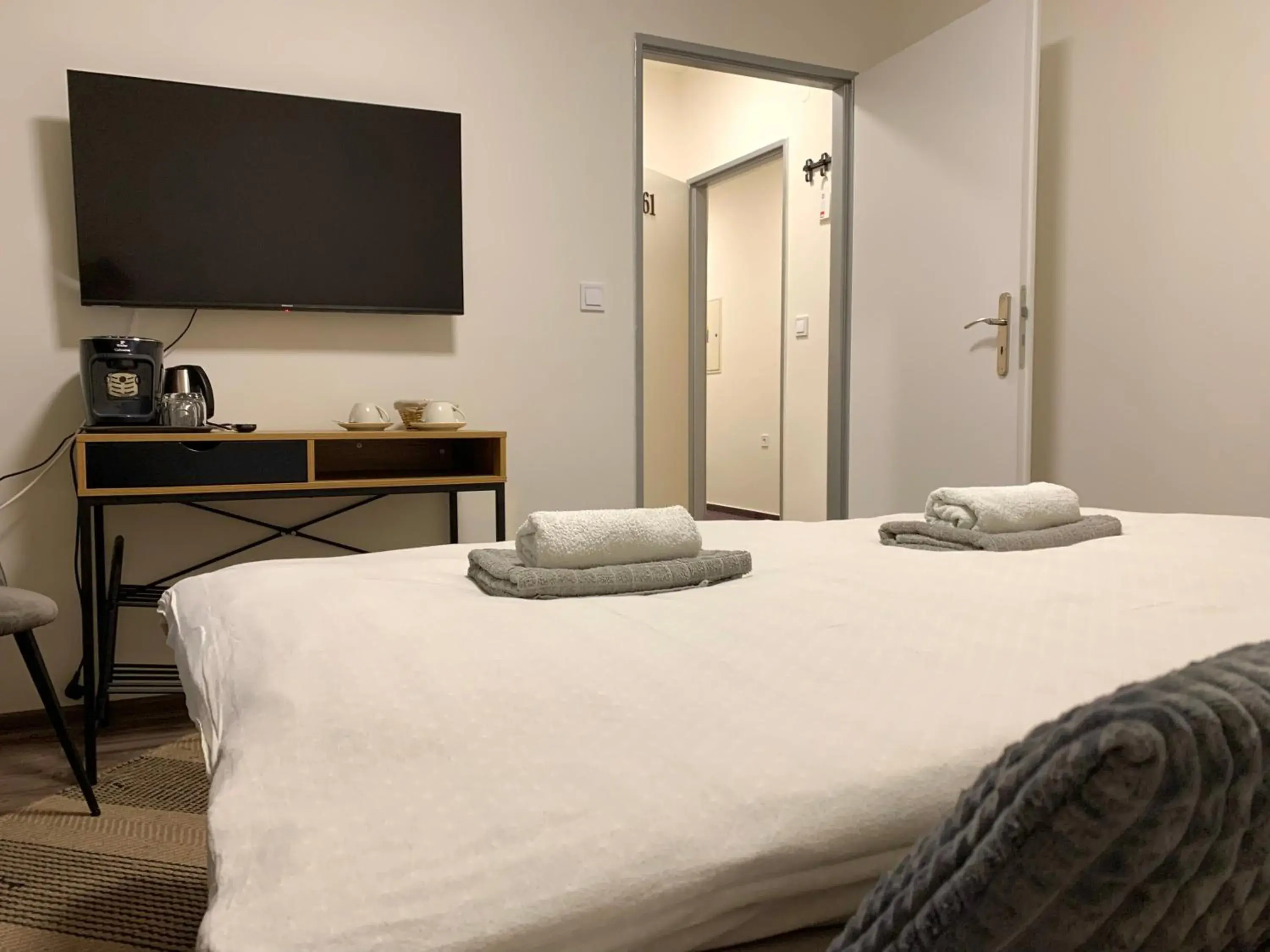 Double Room with Patio - single occupancy in Penzión Talisman Double Room with Patio - single occupancy in Penzión Talisman