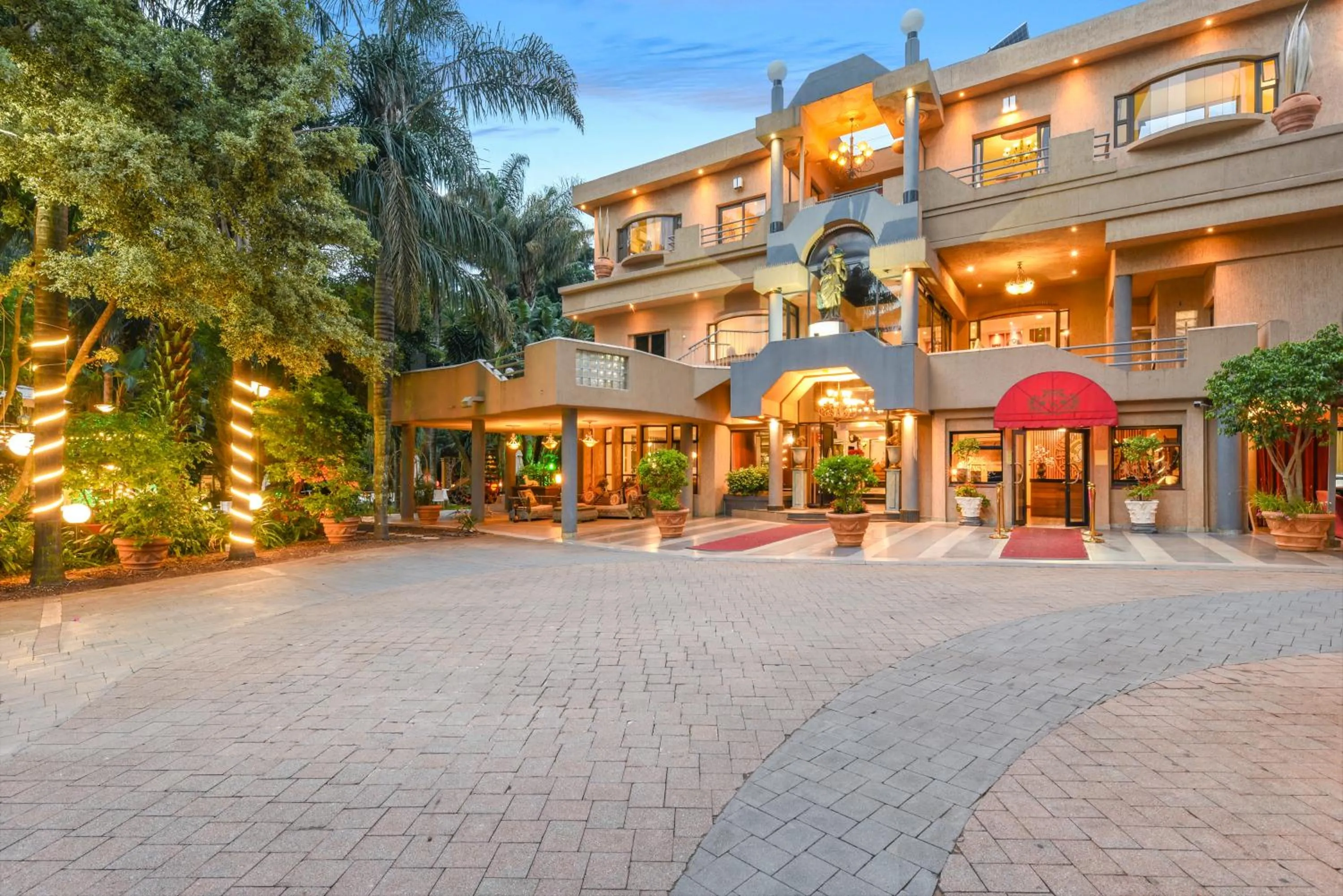 Property building in Villa Simonne