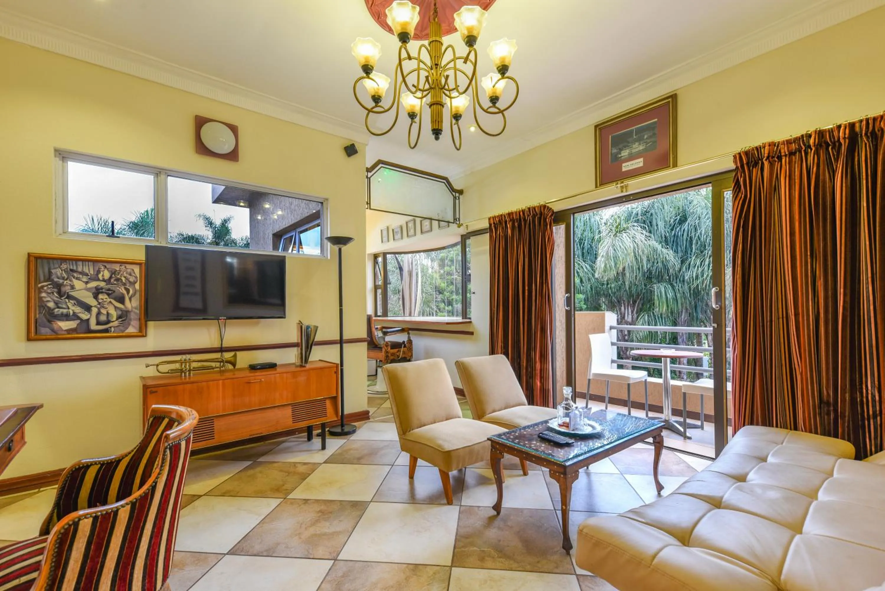 TV and multimedia in Villa Simonne