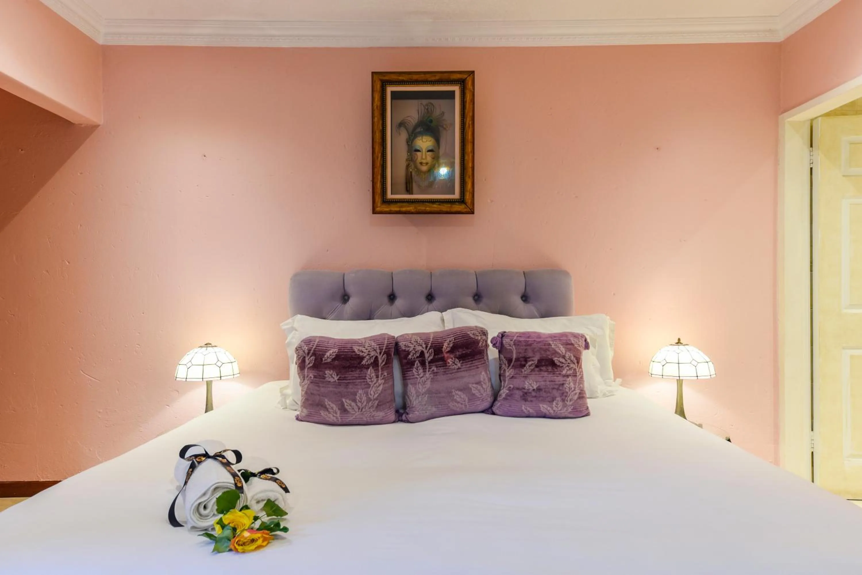 Bed in Villa Simonne