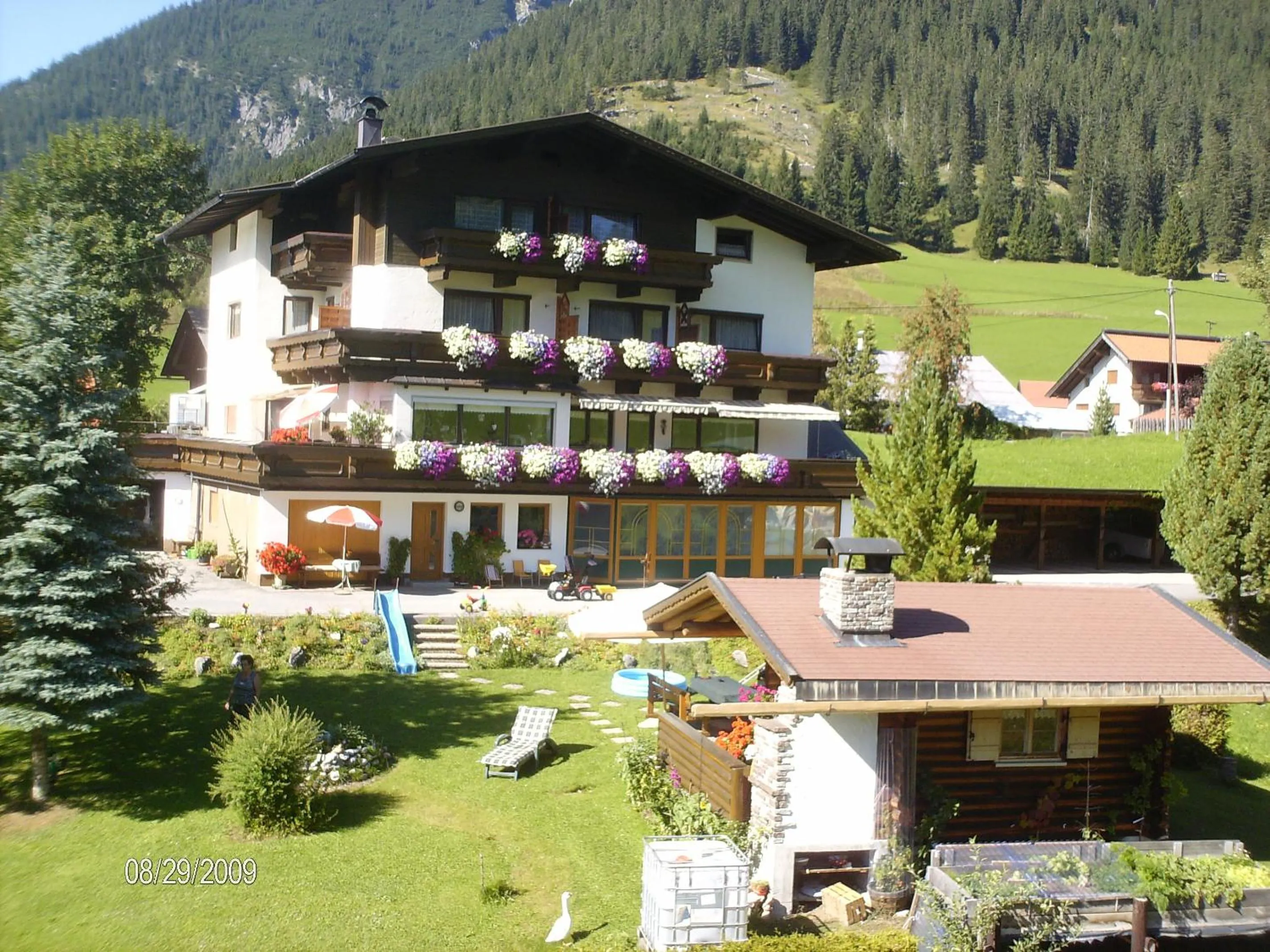 Summer in Gästehaus Bergland
