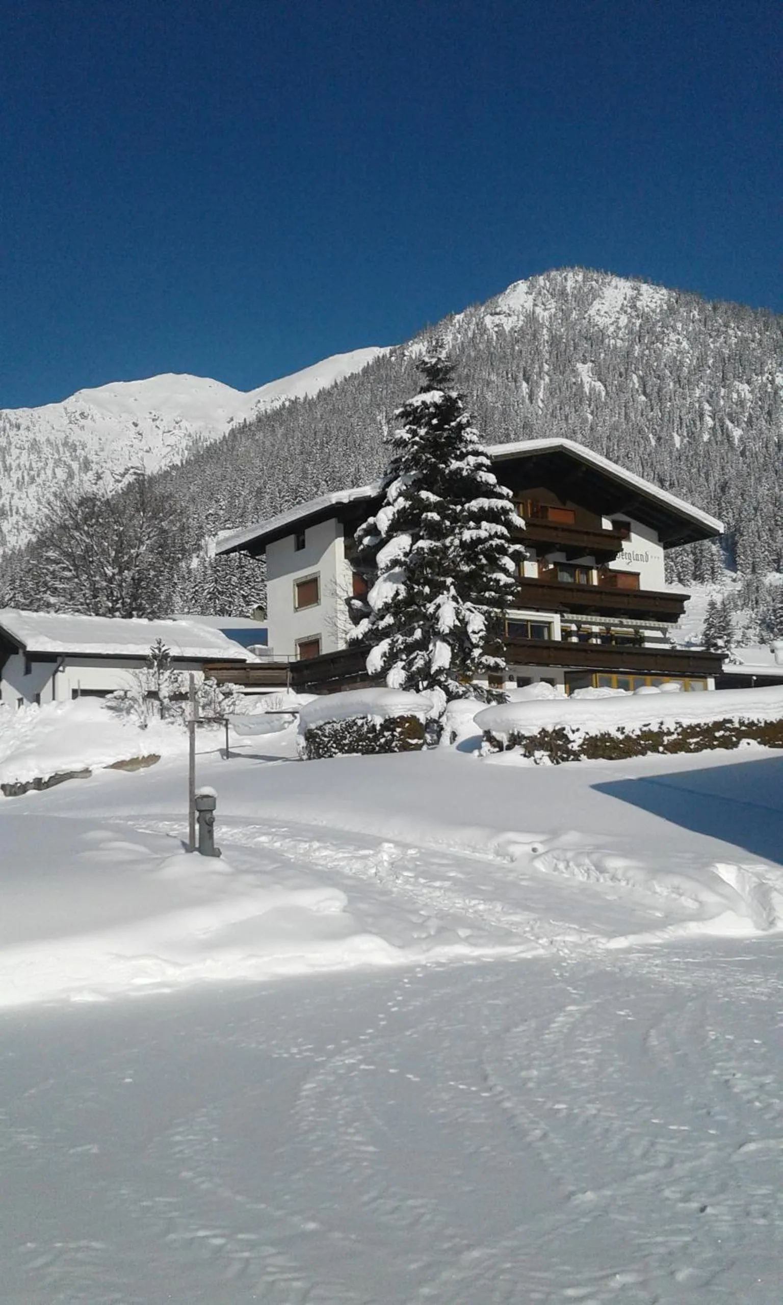 Property building in Gästehaus Bergland