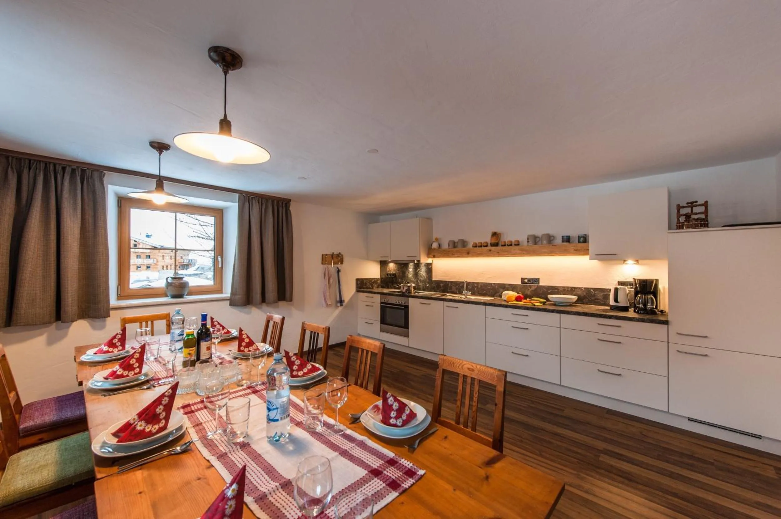 Kitchen or kitchenette in Gästehaus Bergland