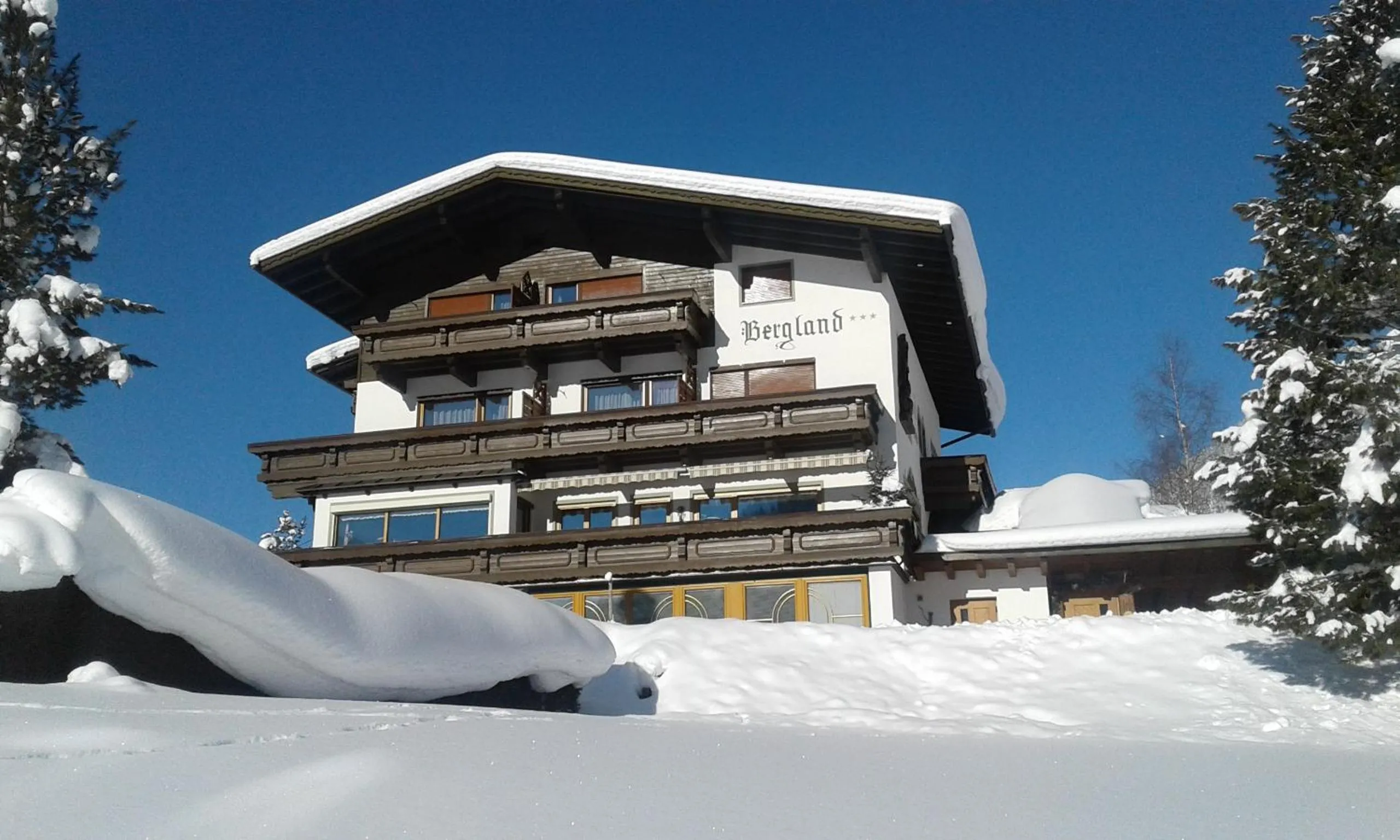 Property building in Gästehaus Bergland