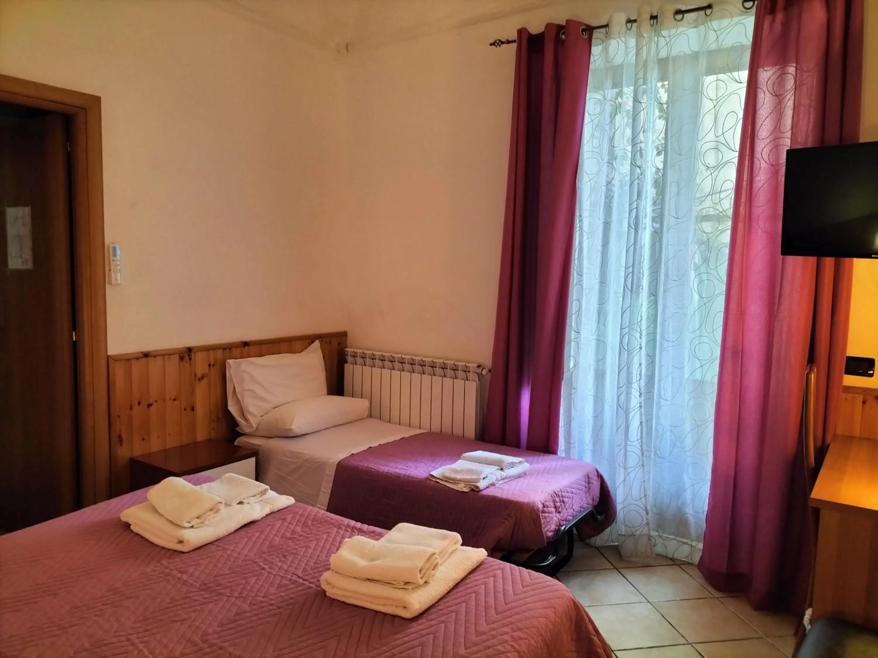 Other, Bed in B&B Da Rosa