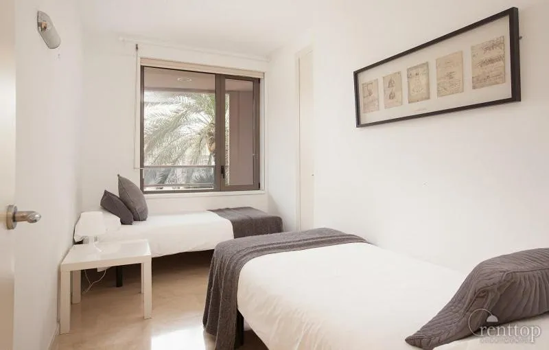 Bed in Rent Top Apartments Beach-Diagonal Mar