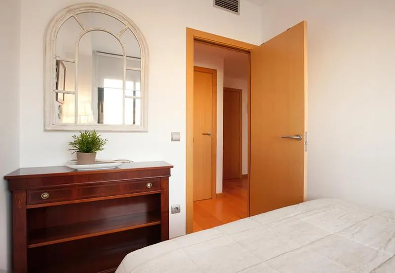 Bed in Rent Top Apartments Beach-Diagonal Mar